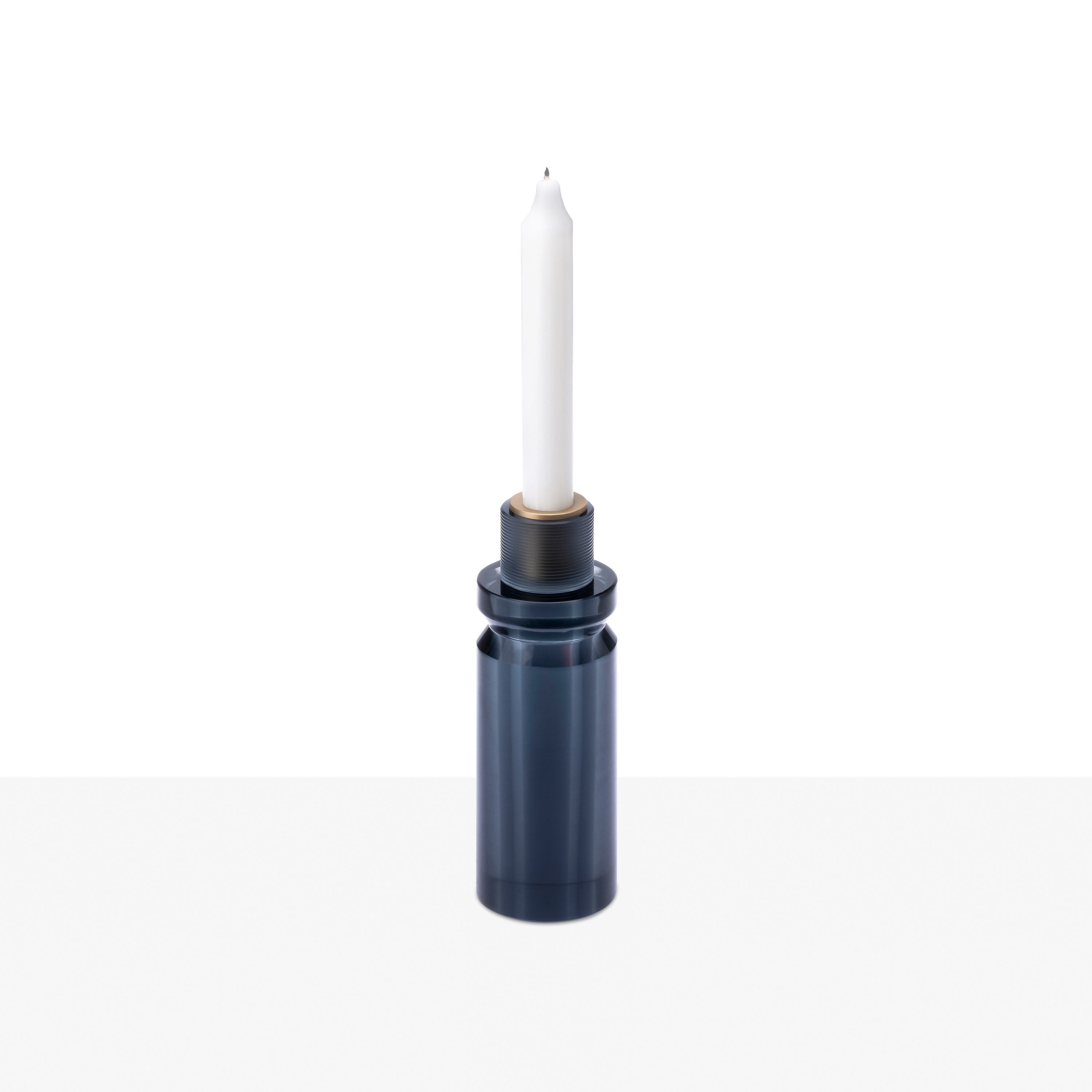 Lume - LINEAR satinated candlestick
