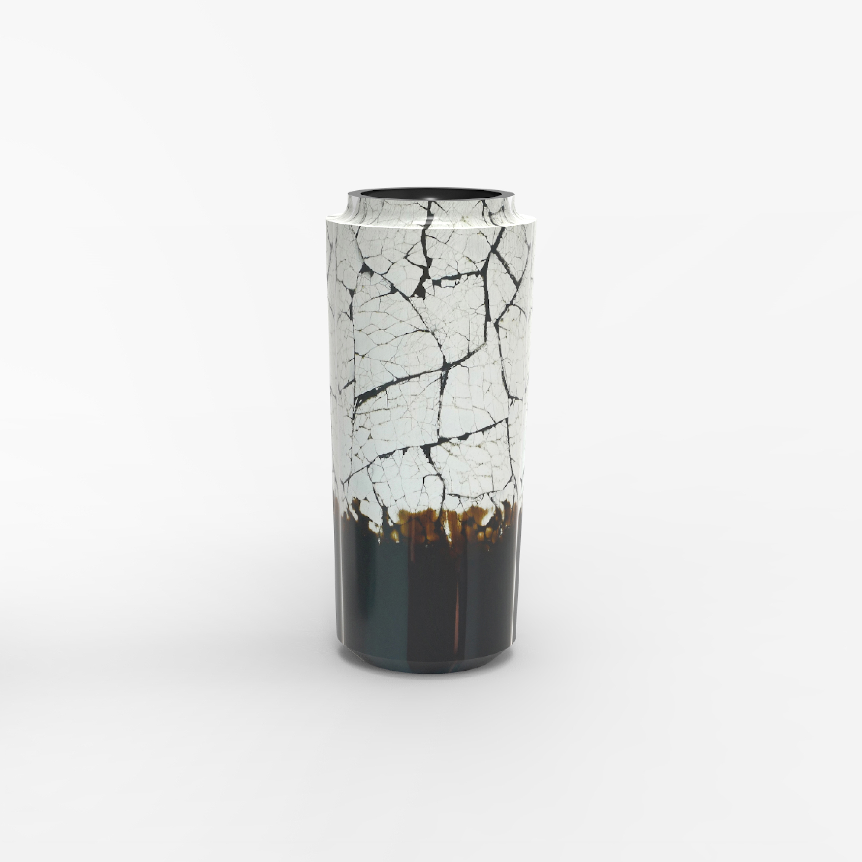 Makino eggshell and black urushi vases