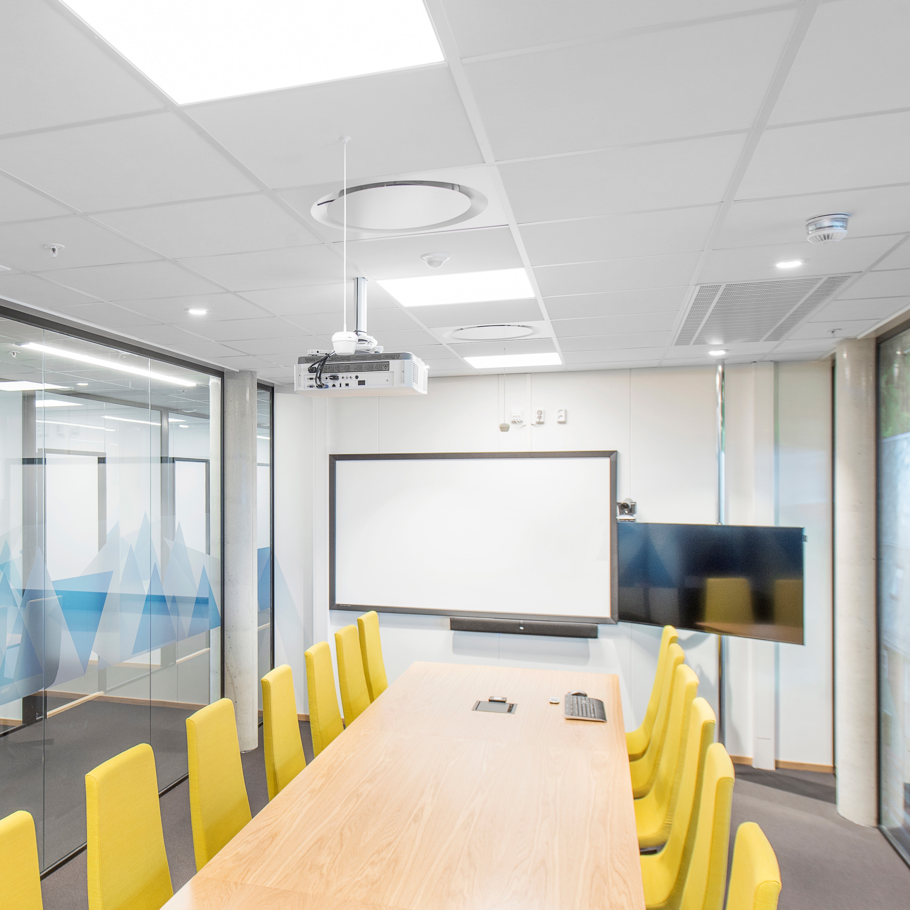 Display product Modular Ceilings | Rockfon® Blanka® dB 43 from manufacturer Rockfon