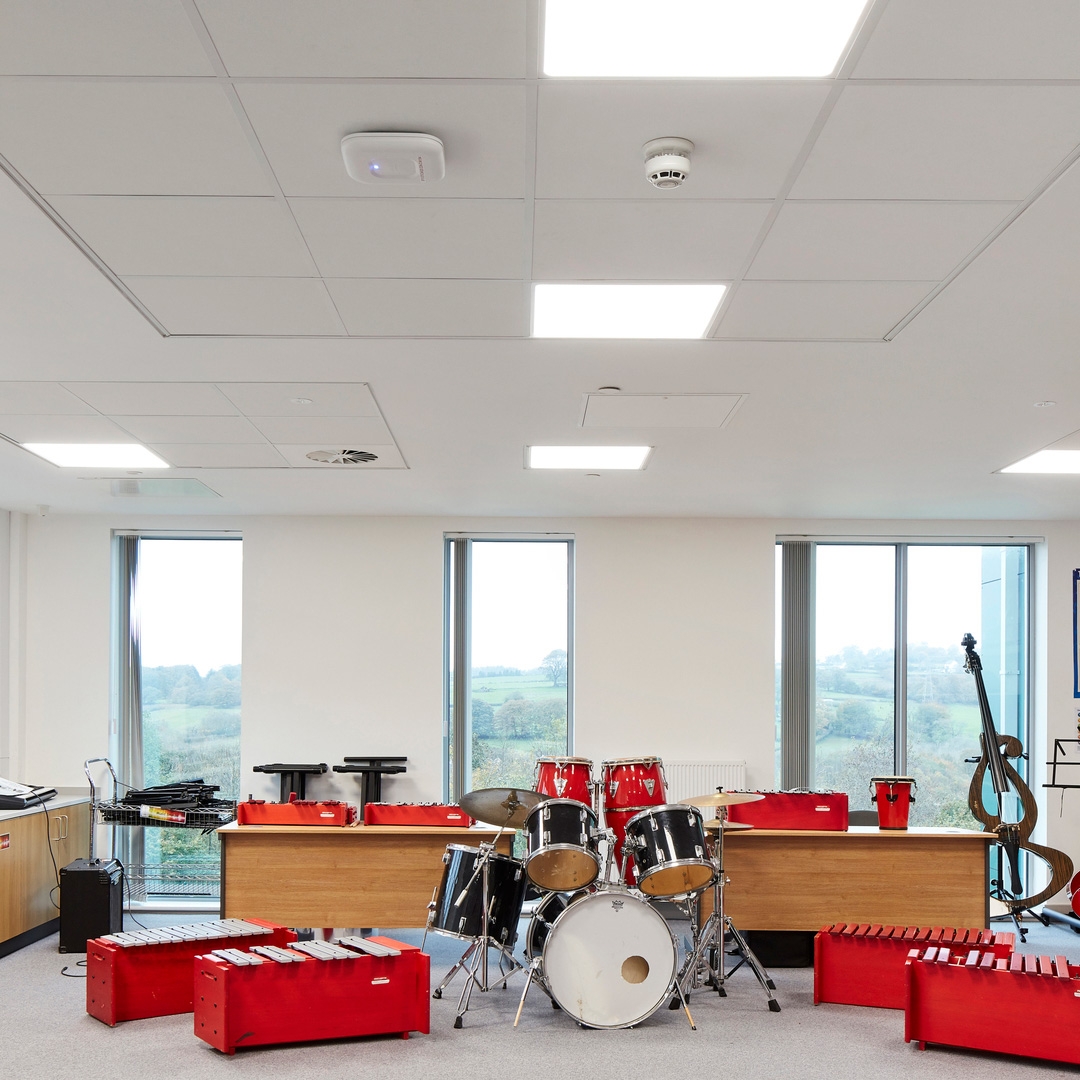 Display product Modular Ceilings | Rockfon® Blanka® dB 46 from manufacturer Rockfon
