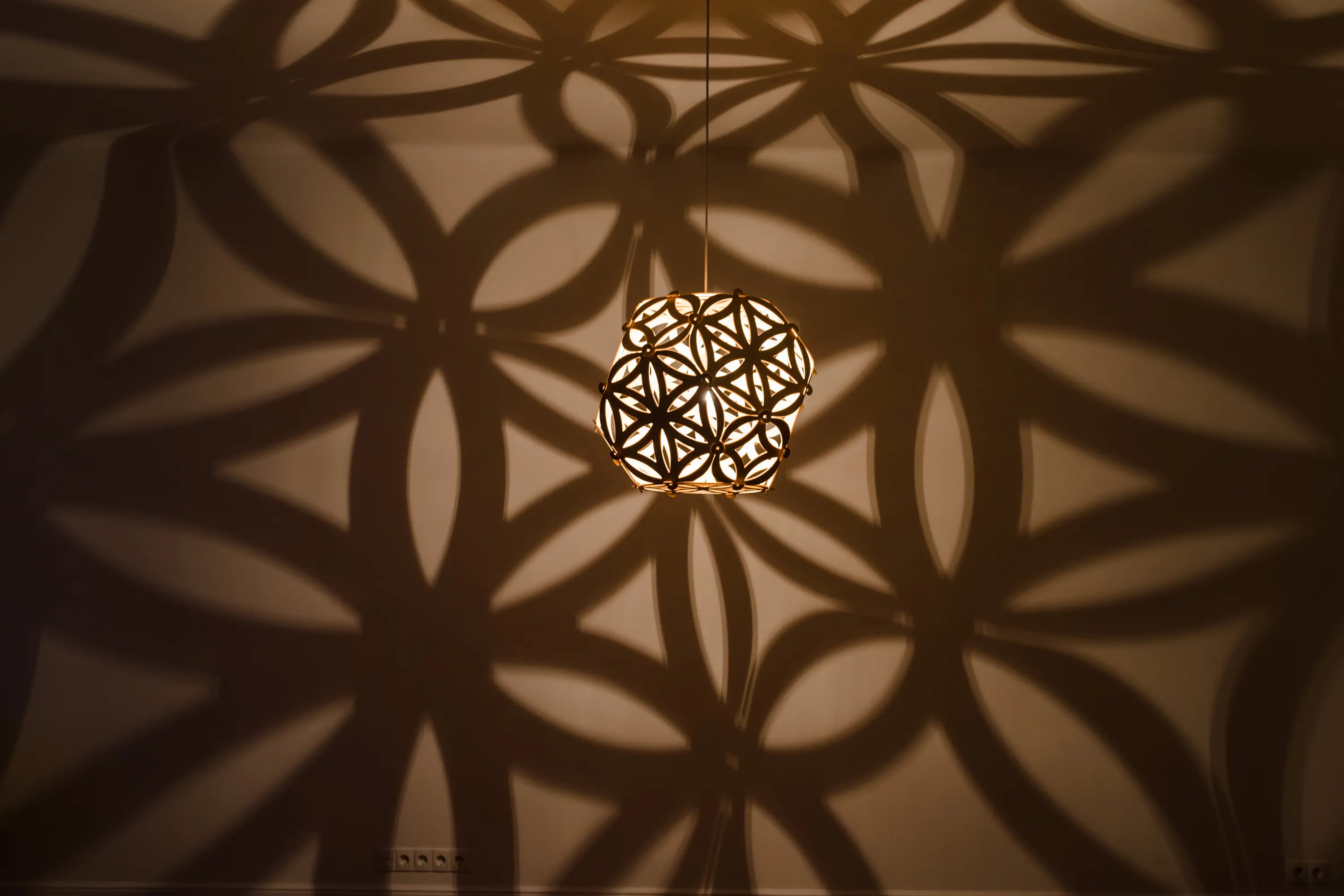 Jaanus Orgusaar - Lampe SOLAR Compact