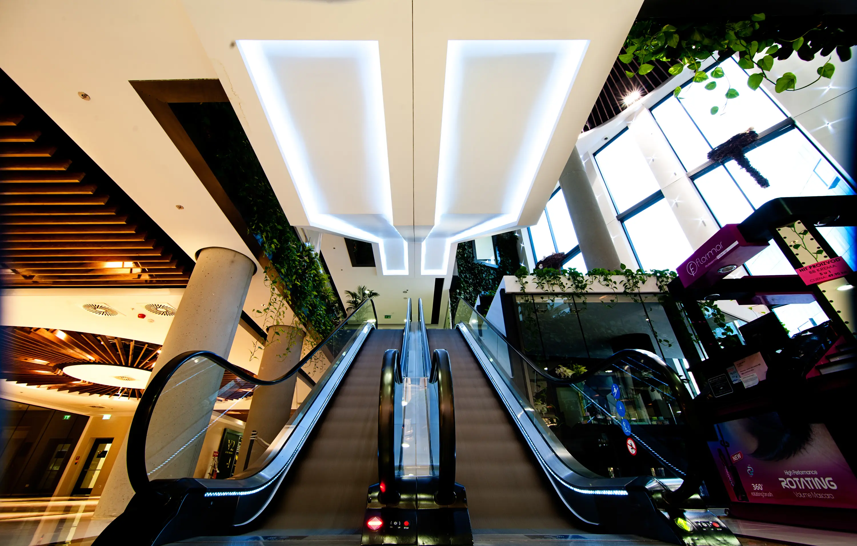 KLEEMANN - Escalators & Moving Walks | Escalators