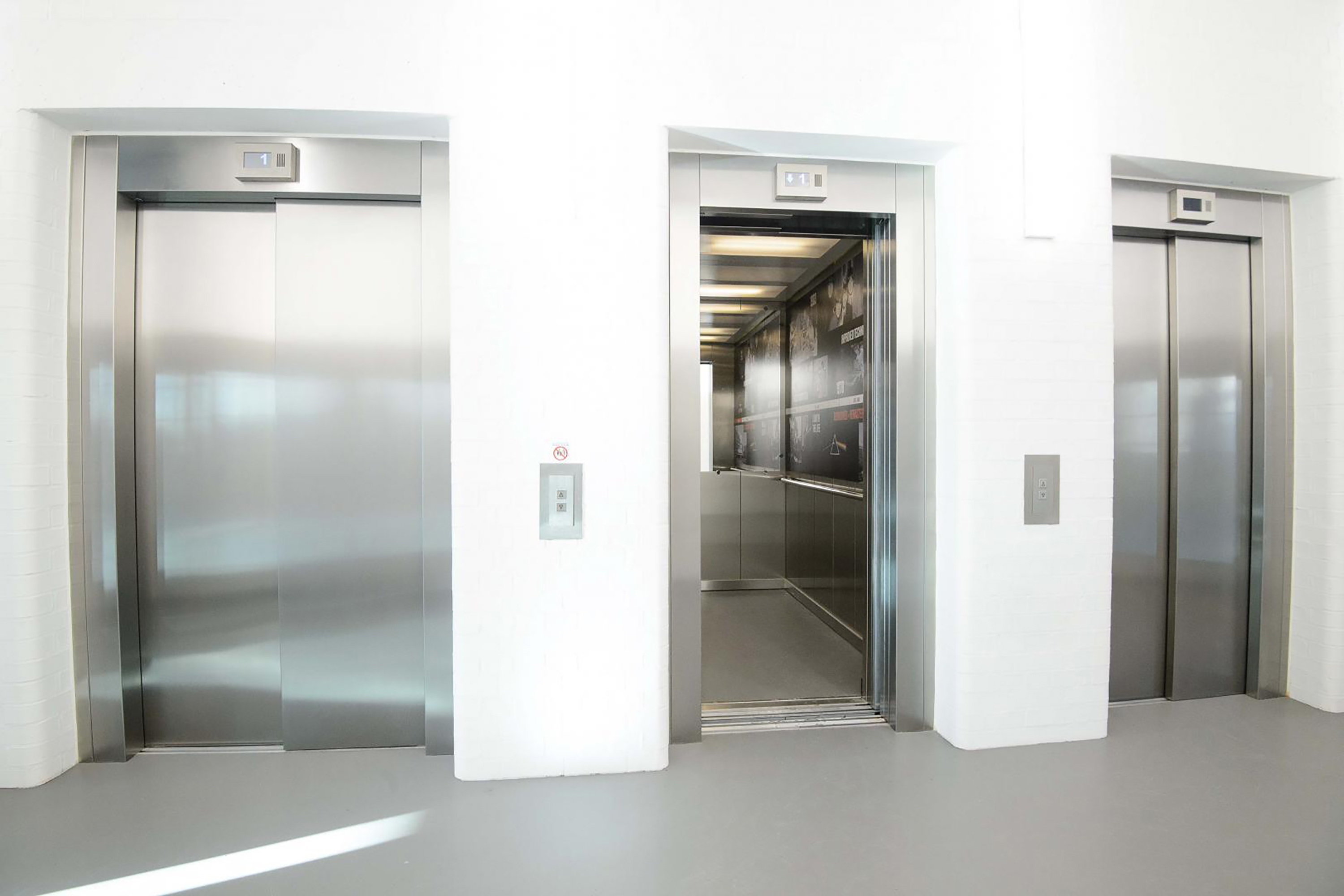 Browse products for category Passenger elevators