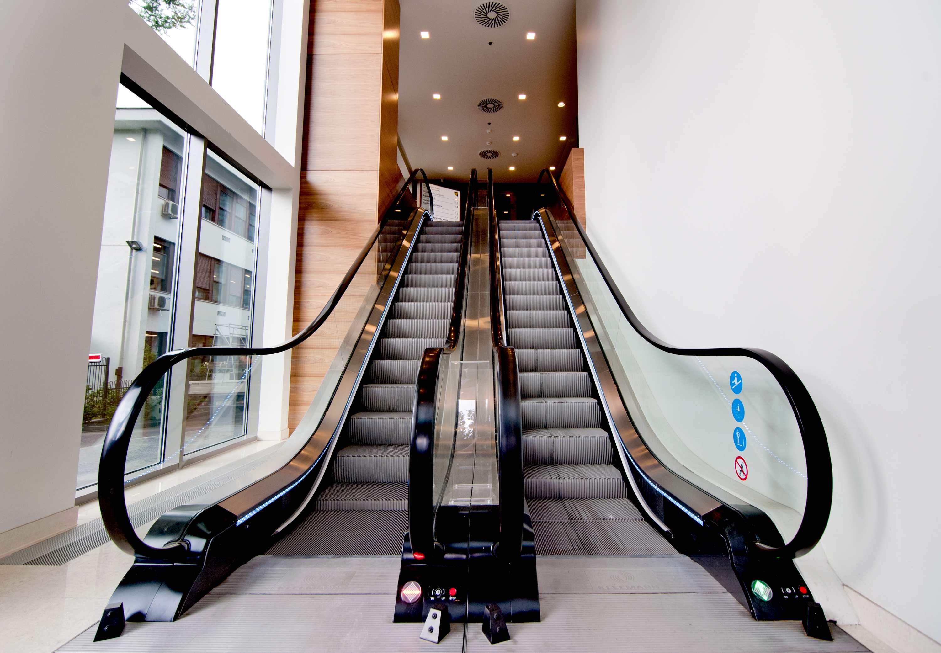 Browse products for category Escalators