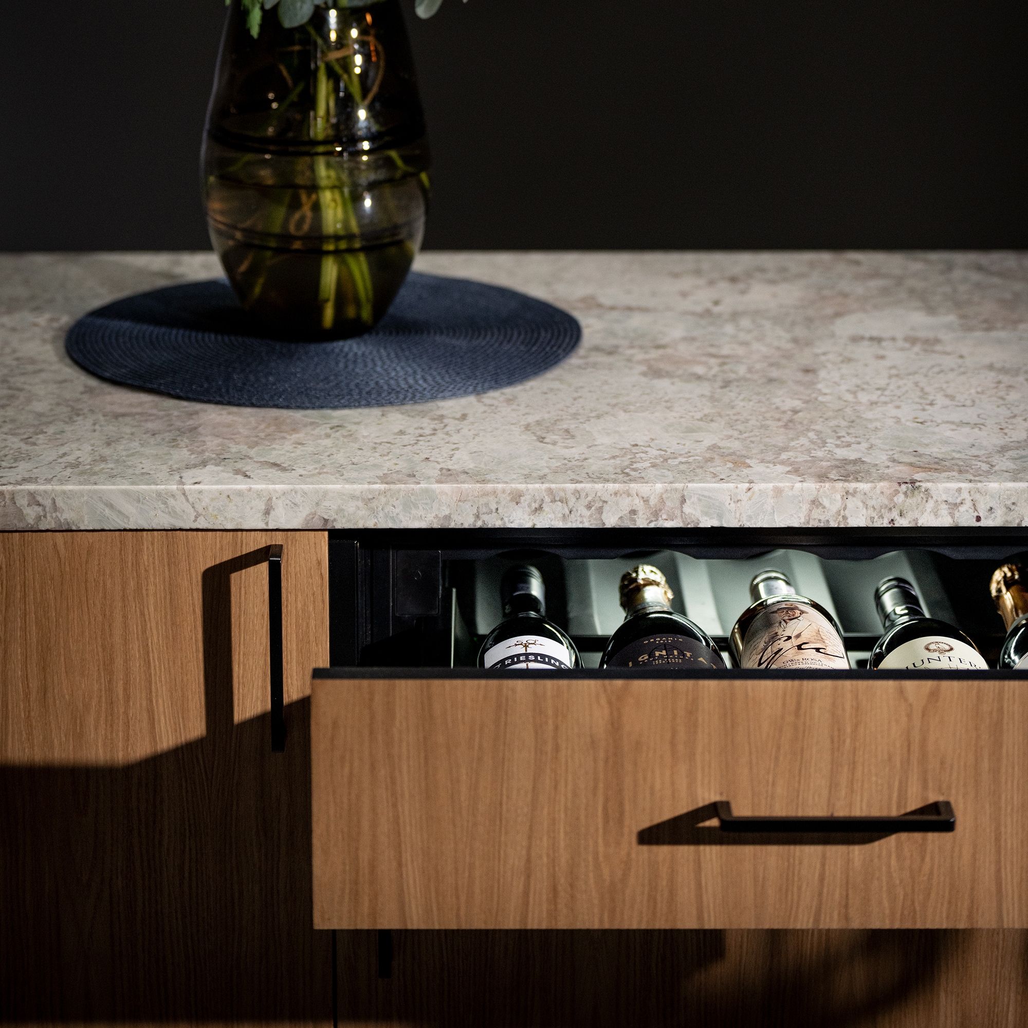 COMPACT WINE COOLER