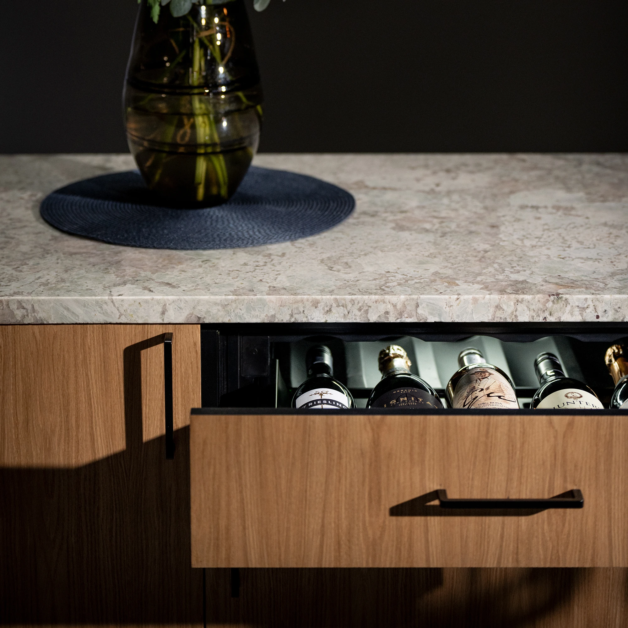 COMPACT WINE COOLER