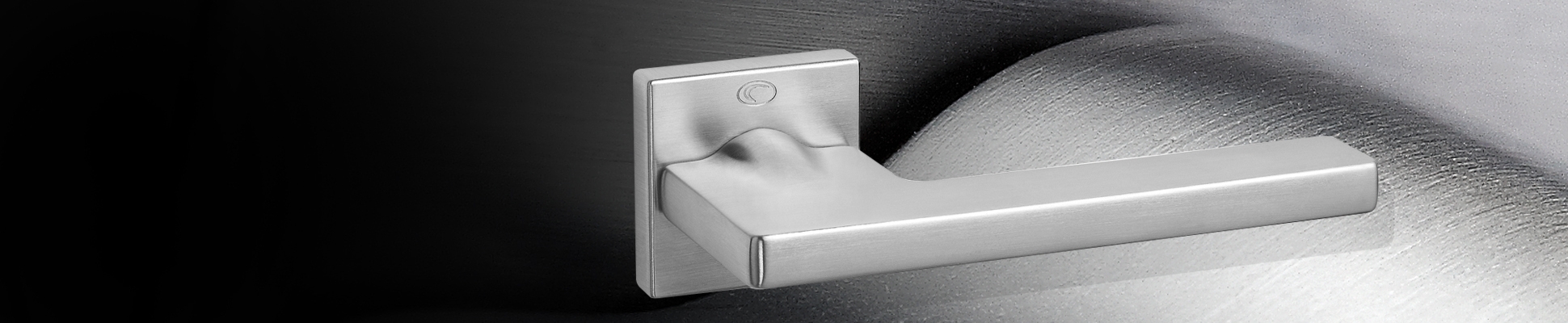 Discover the world of manufacturer Convex