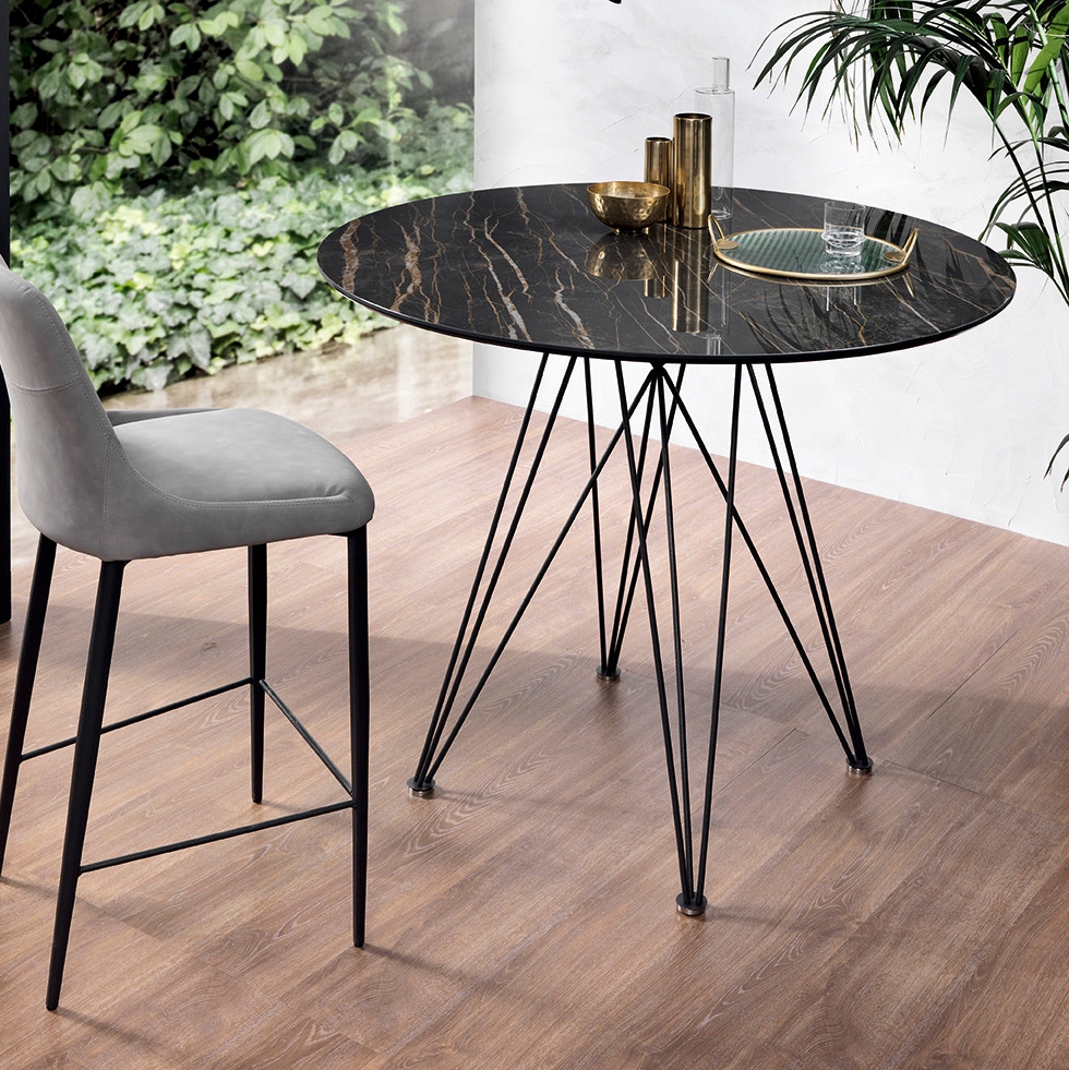 Mostrar el producto Pegaso Snack Table del fabricante Riflessi