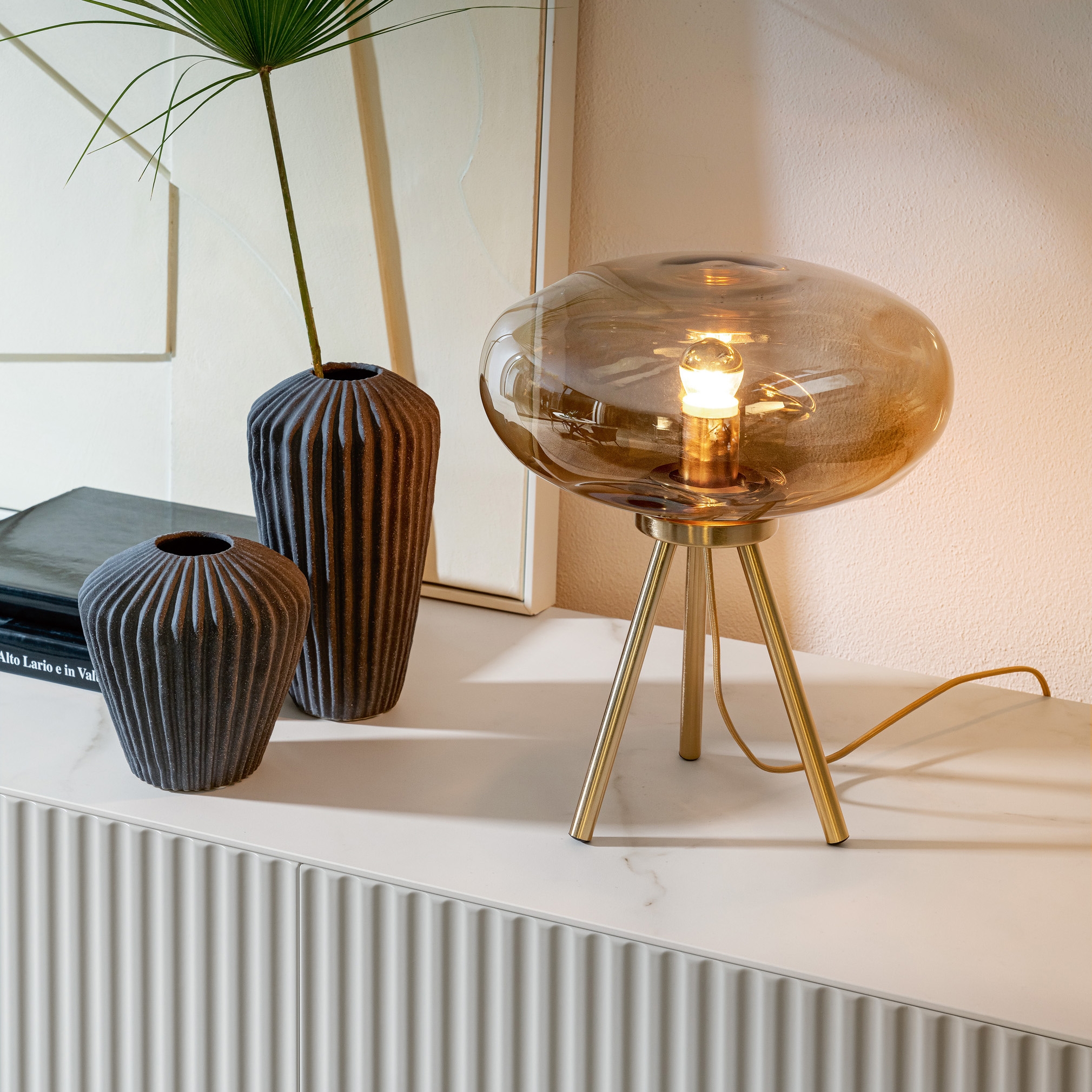 Display product Nubola T Lamp from manufacturer Riflessi