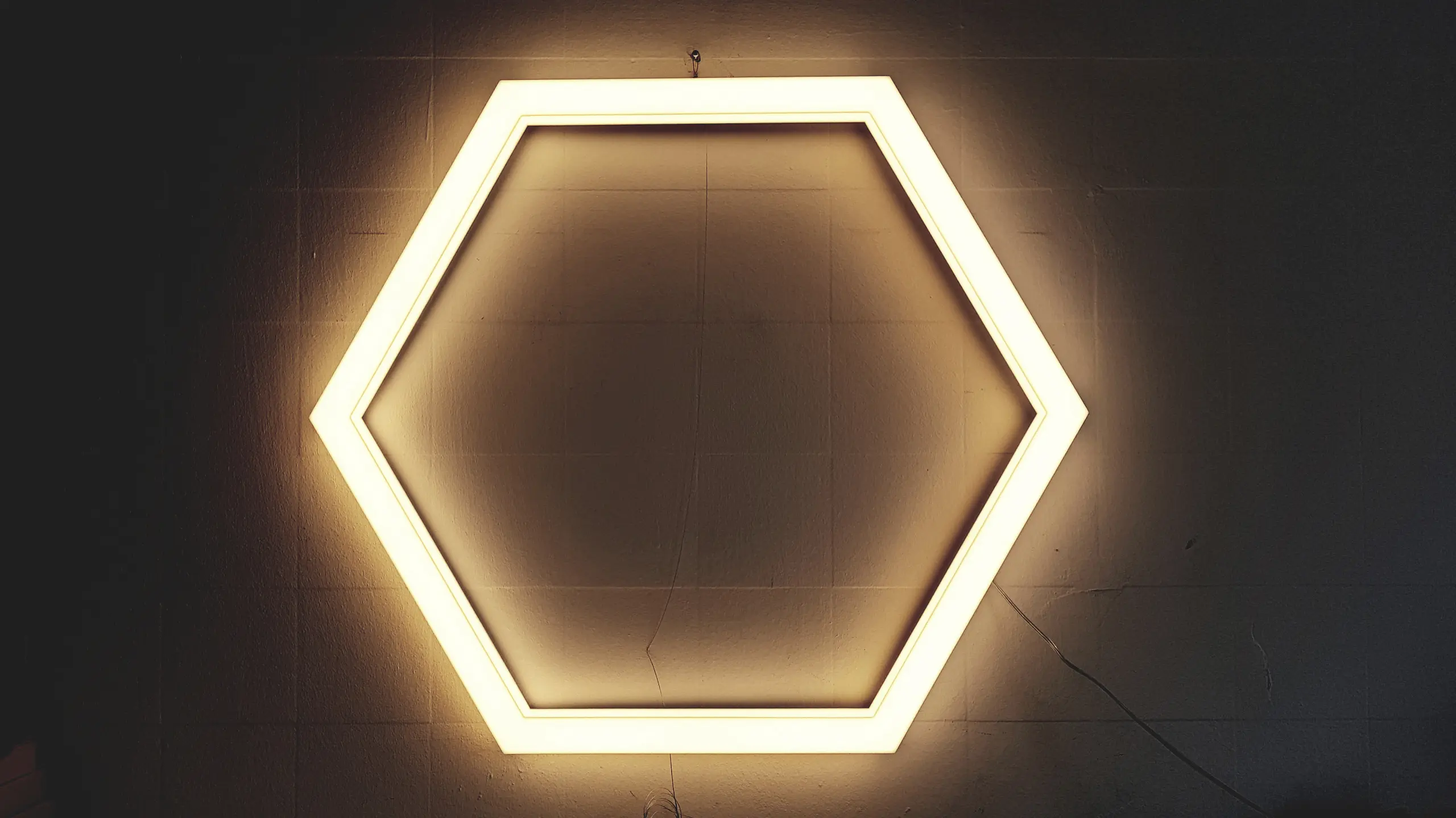 leuchtstoff - LED Hexagon light TheX 1250 Ceiling lamp
