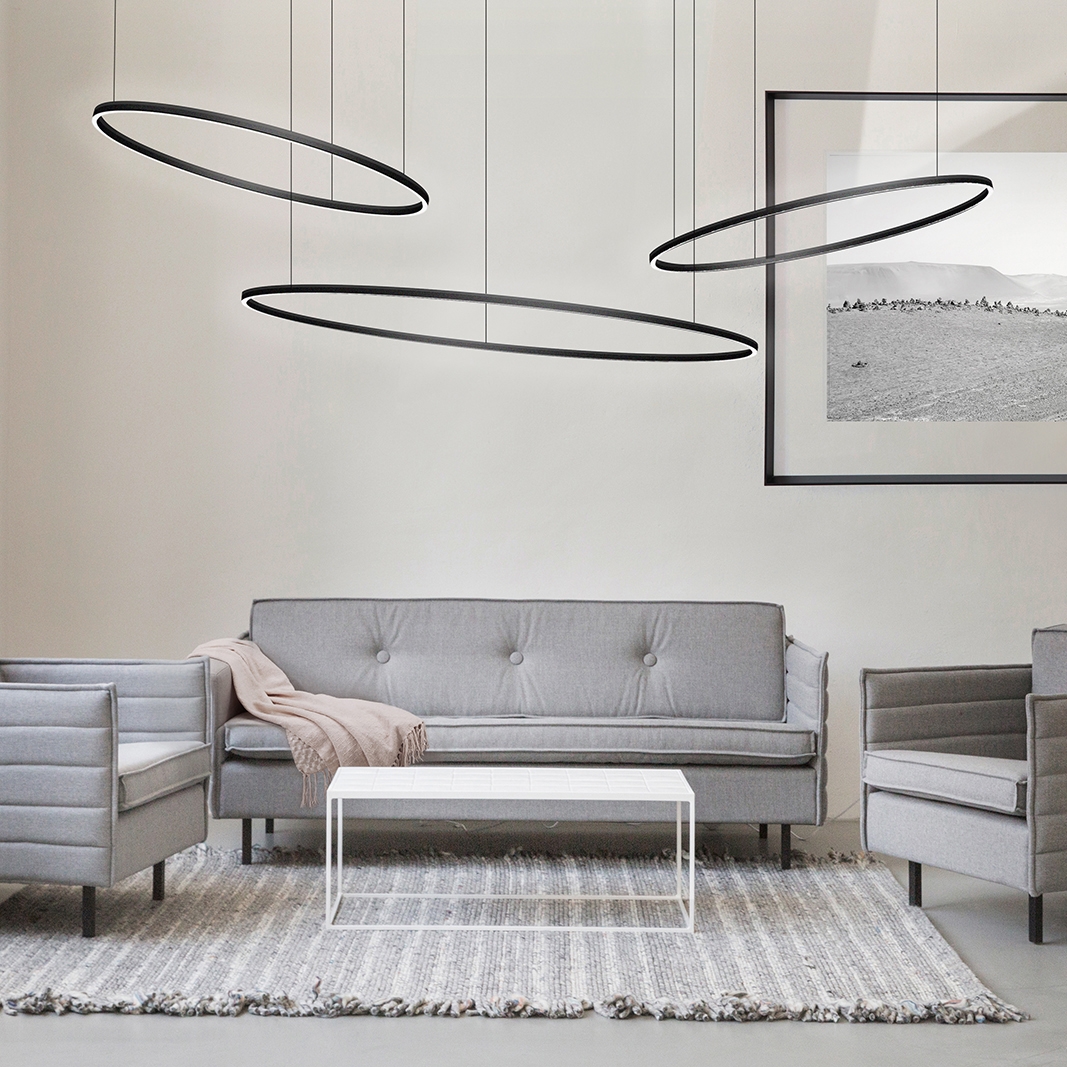 Display product LED ring light TheO Black from manufacturer leuchtstoff