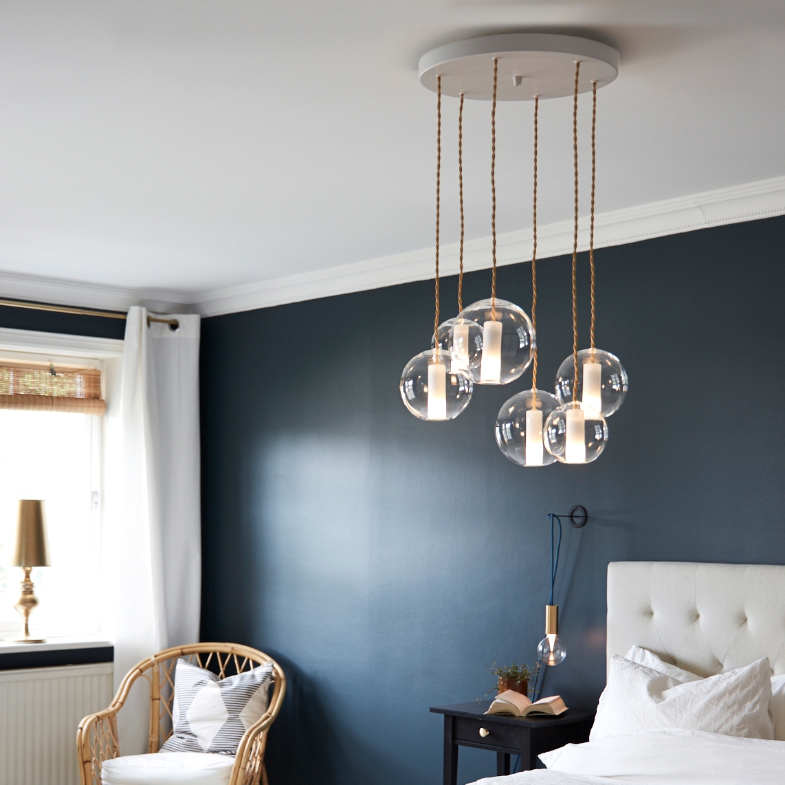 CHANDELIERS