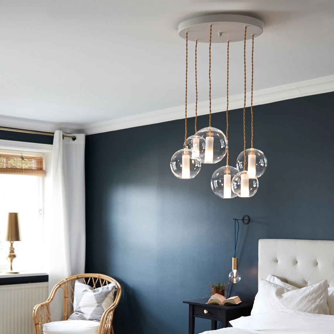 CHANDELIERS