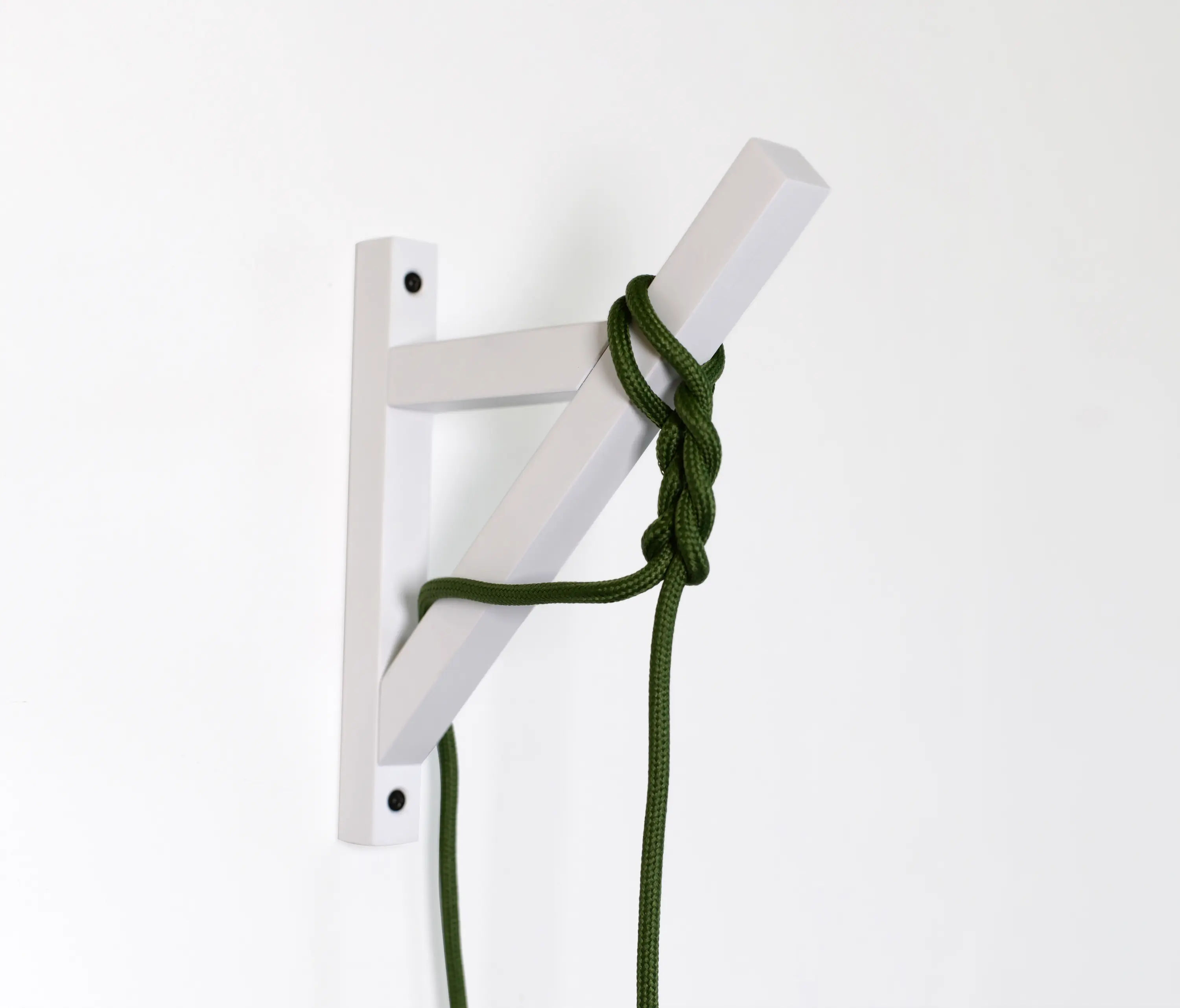 NUD Collection - Bracket White