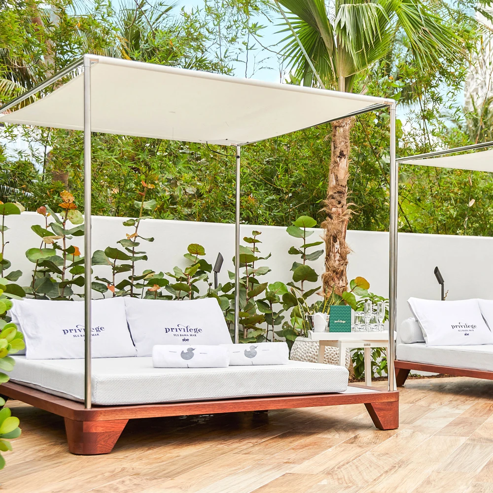 DAYBED