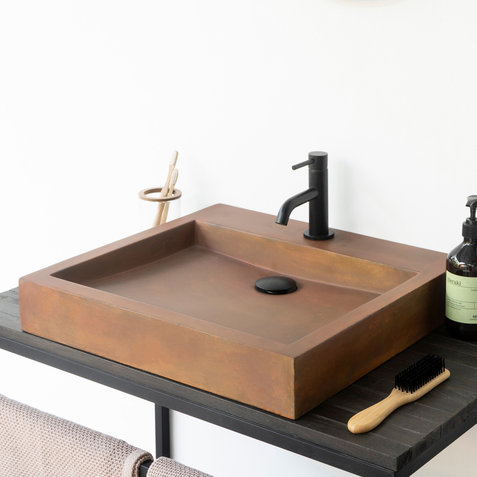 Produkt Bologna Vintage Brown Concrete Basin - Sink - Vessel - Washbasin des Herstellers ConSpire anzeigen