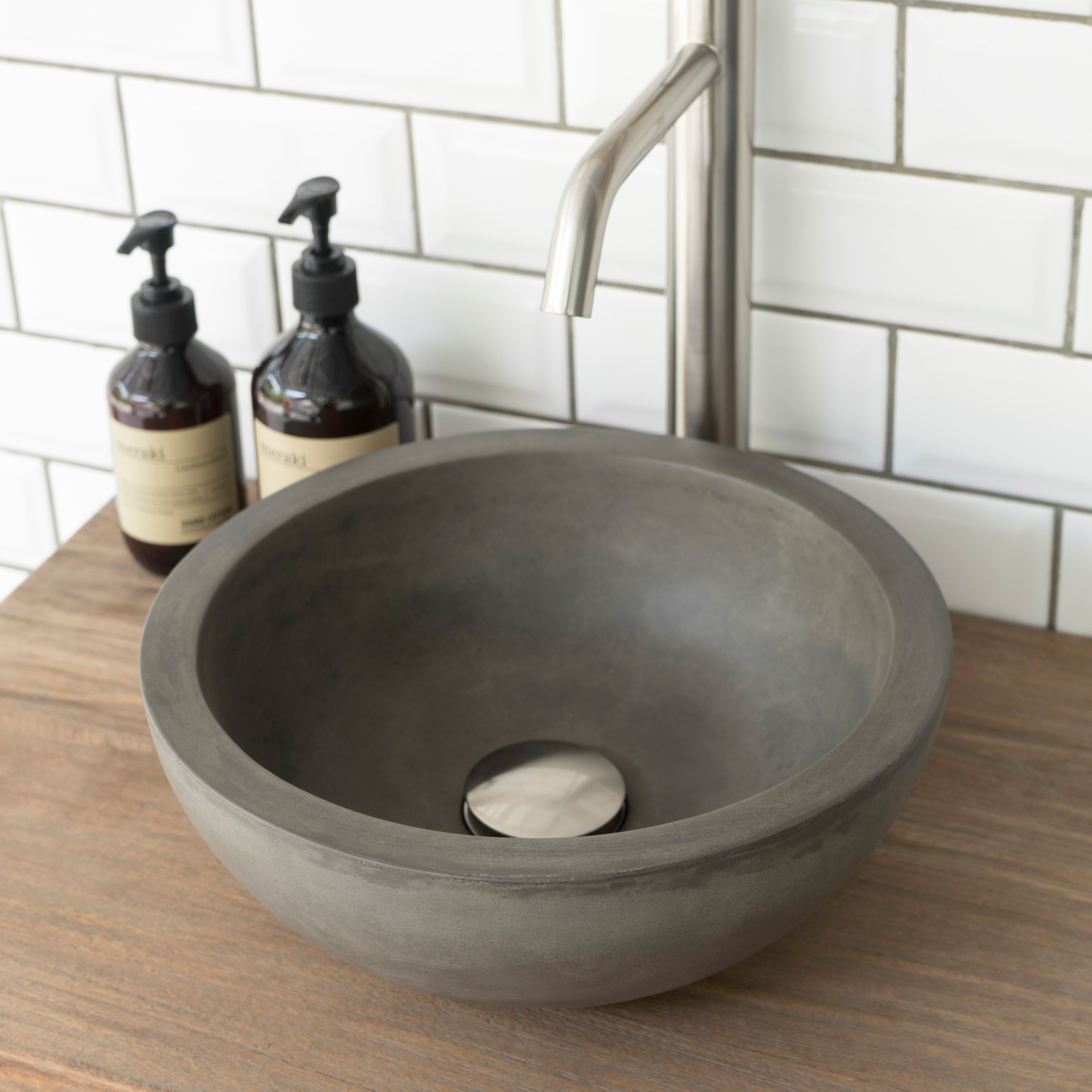 Produkt Palermo Dusk Grey Concrete Basin - Sink - Vessel - Washbasin des Herstellers ConSpire anzeigen