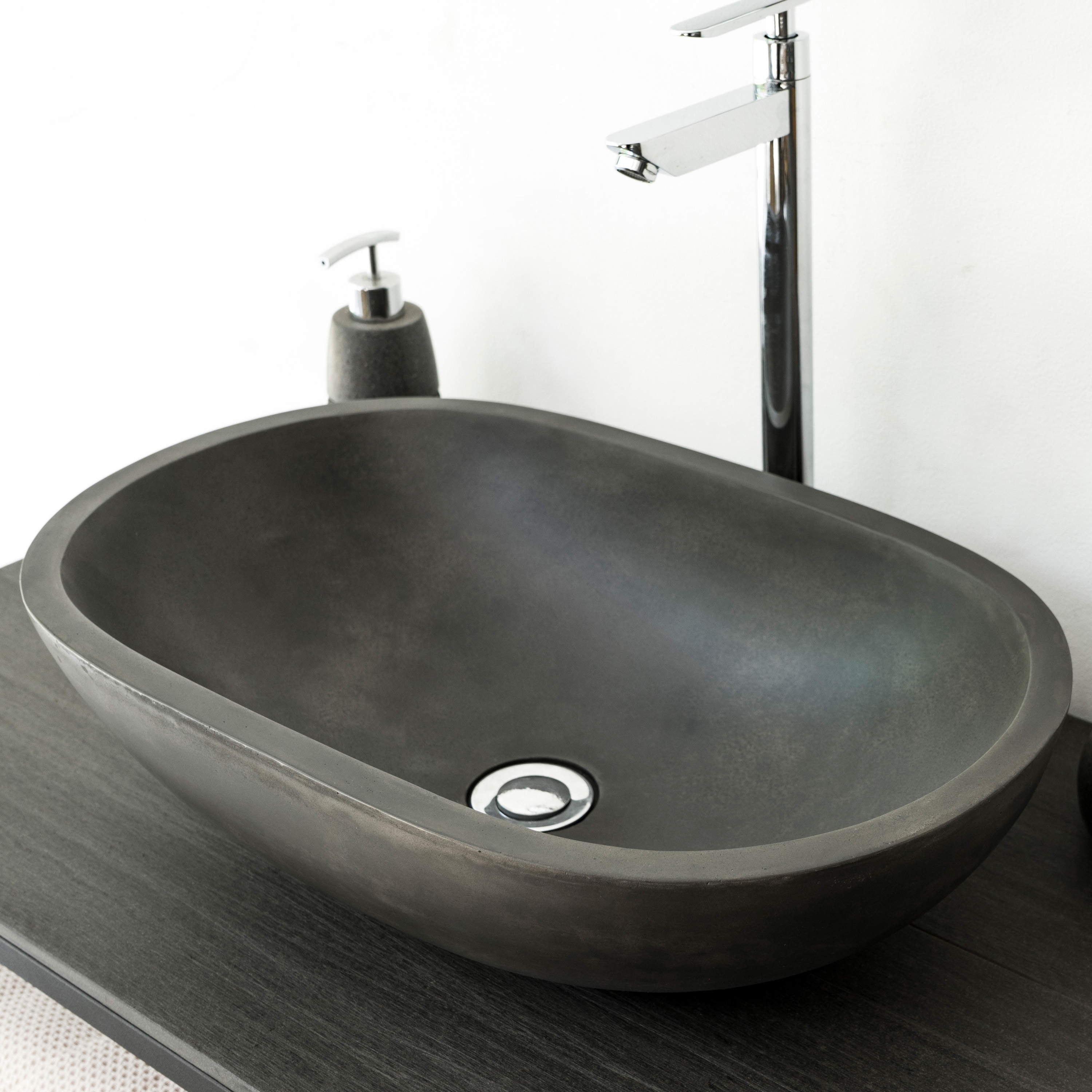 Produkt Novara Dusk Grey Concrete Basin - Sink - Vessel - Washbasin des Herstellers ConSpire anzeigen