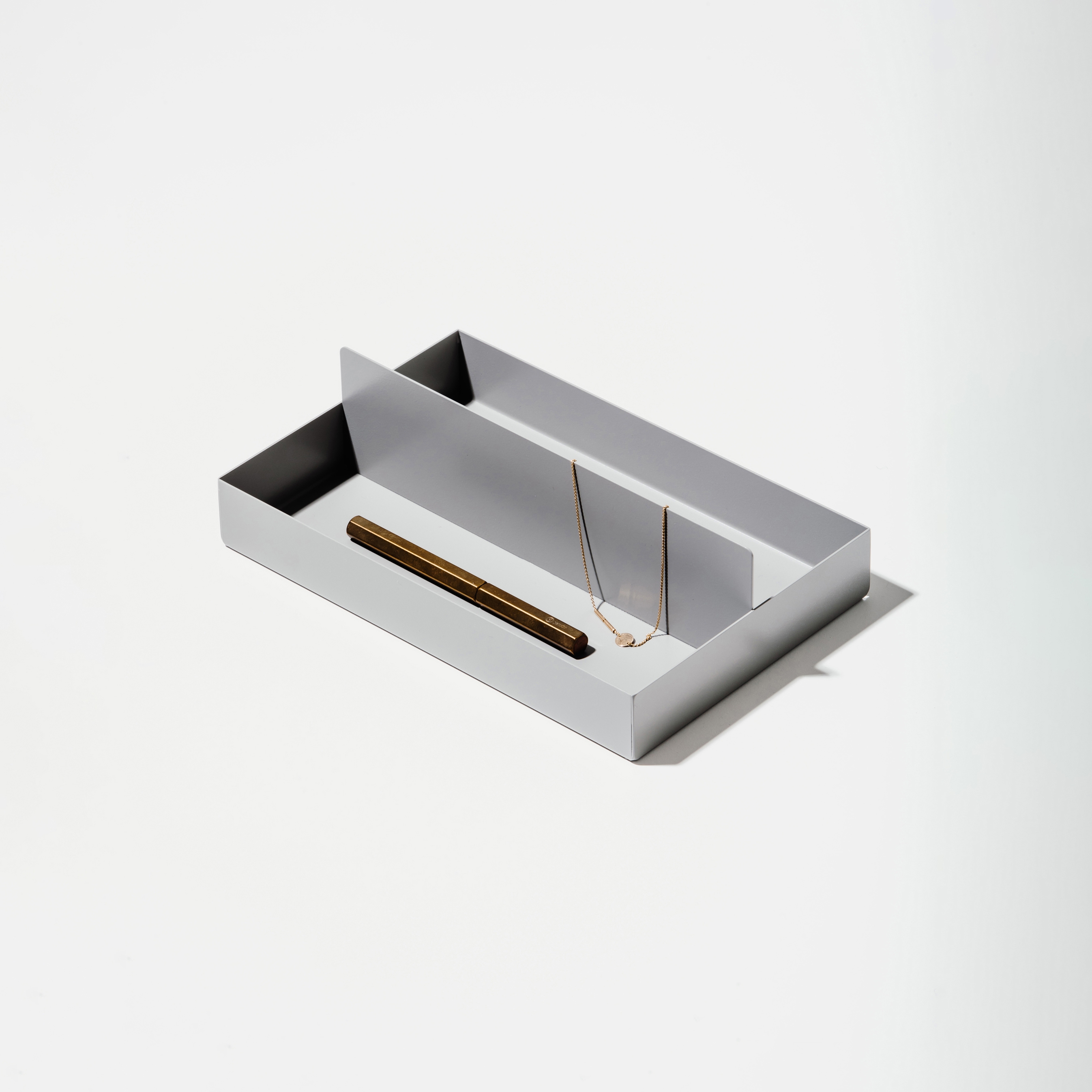 Produkt TWO Tray des Herstellers Aesthek anzeigen