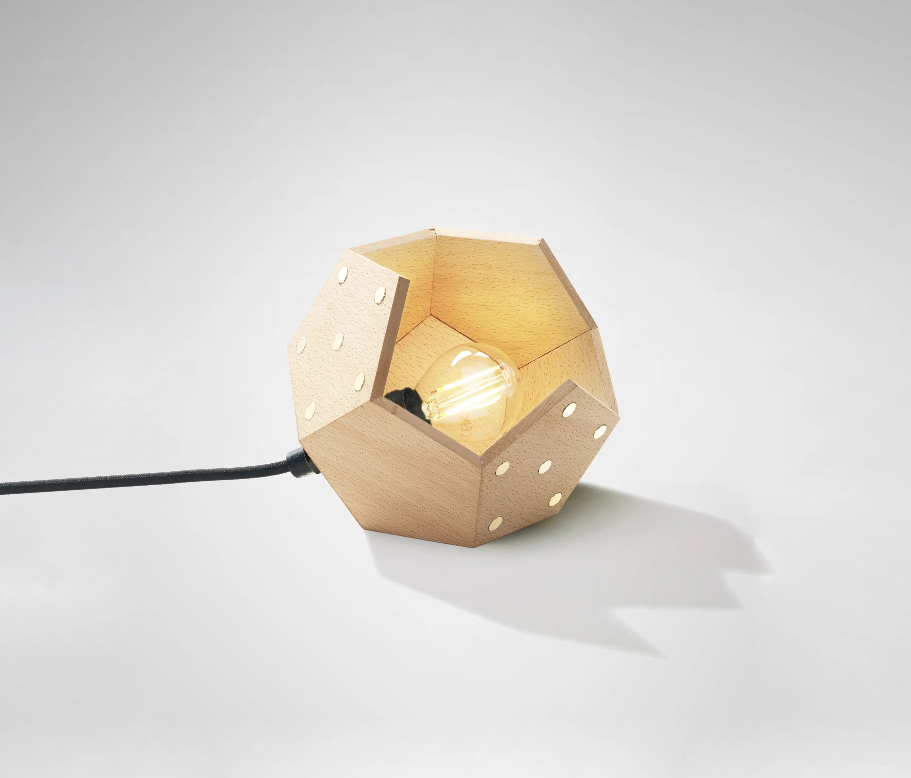 Plato Design - Basic Twelve Solo Table
