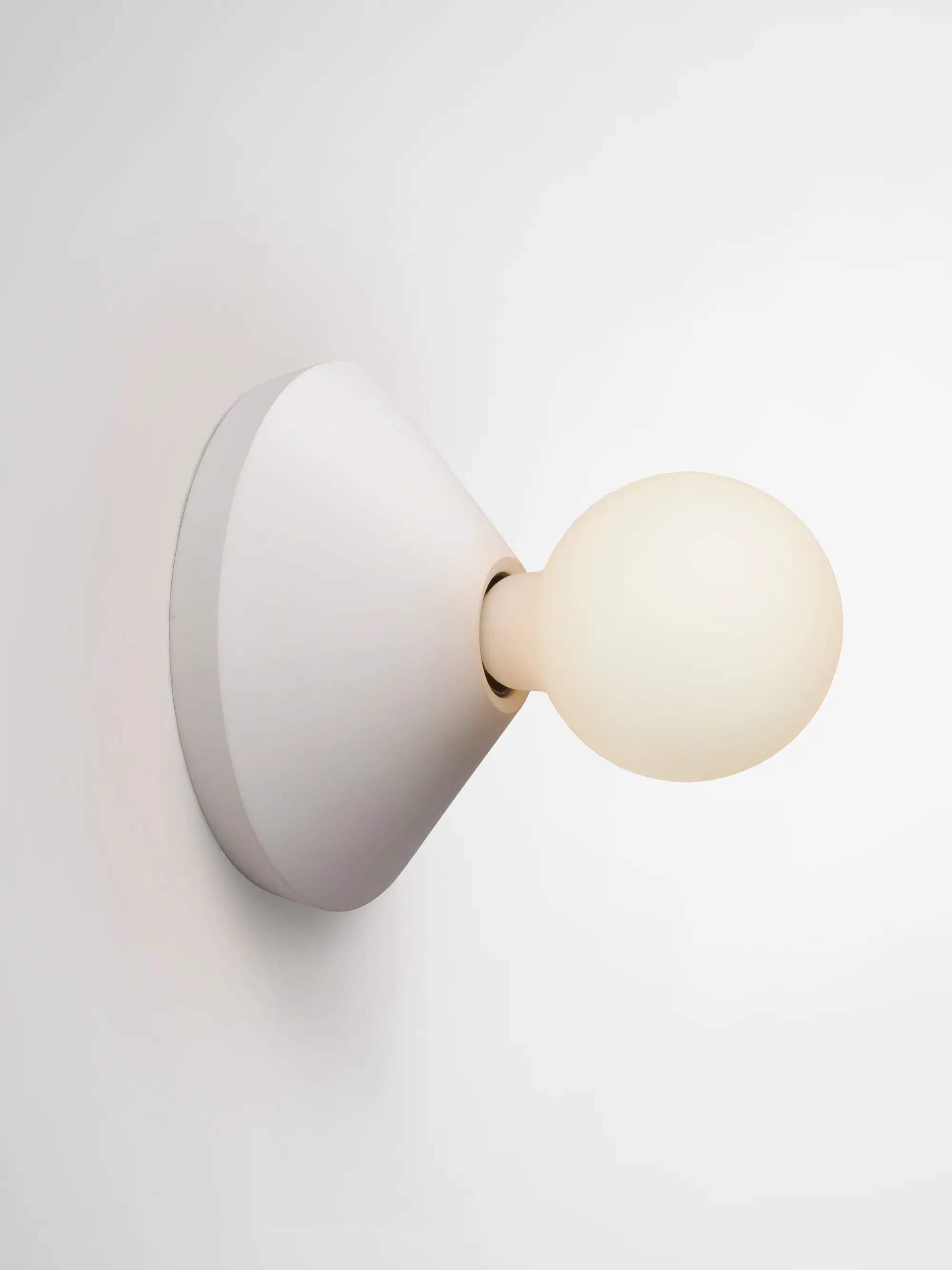 Plato Design - Ada wall and ceiling