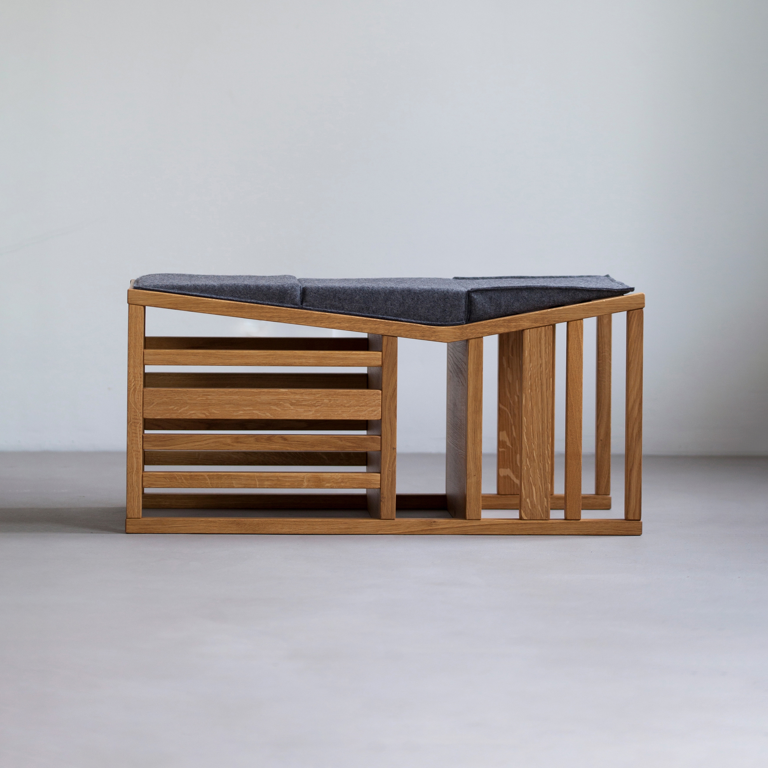 Display product Bench | oak, wool felt from manufacturer Zaunkönig