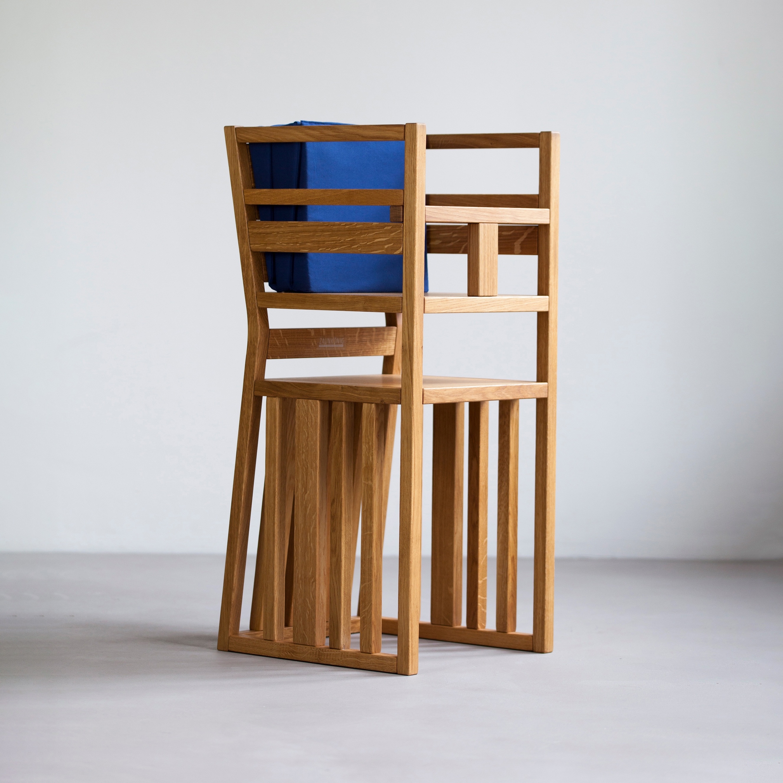 Afficher le produit Chaise haute | chêne, coton du fabricant Zaunkönig
