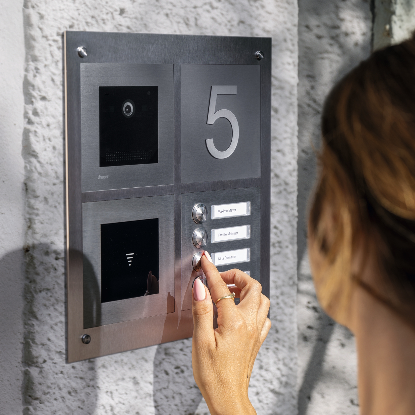 Display product Außenstation intercom modular from manufacturer Hager