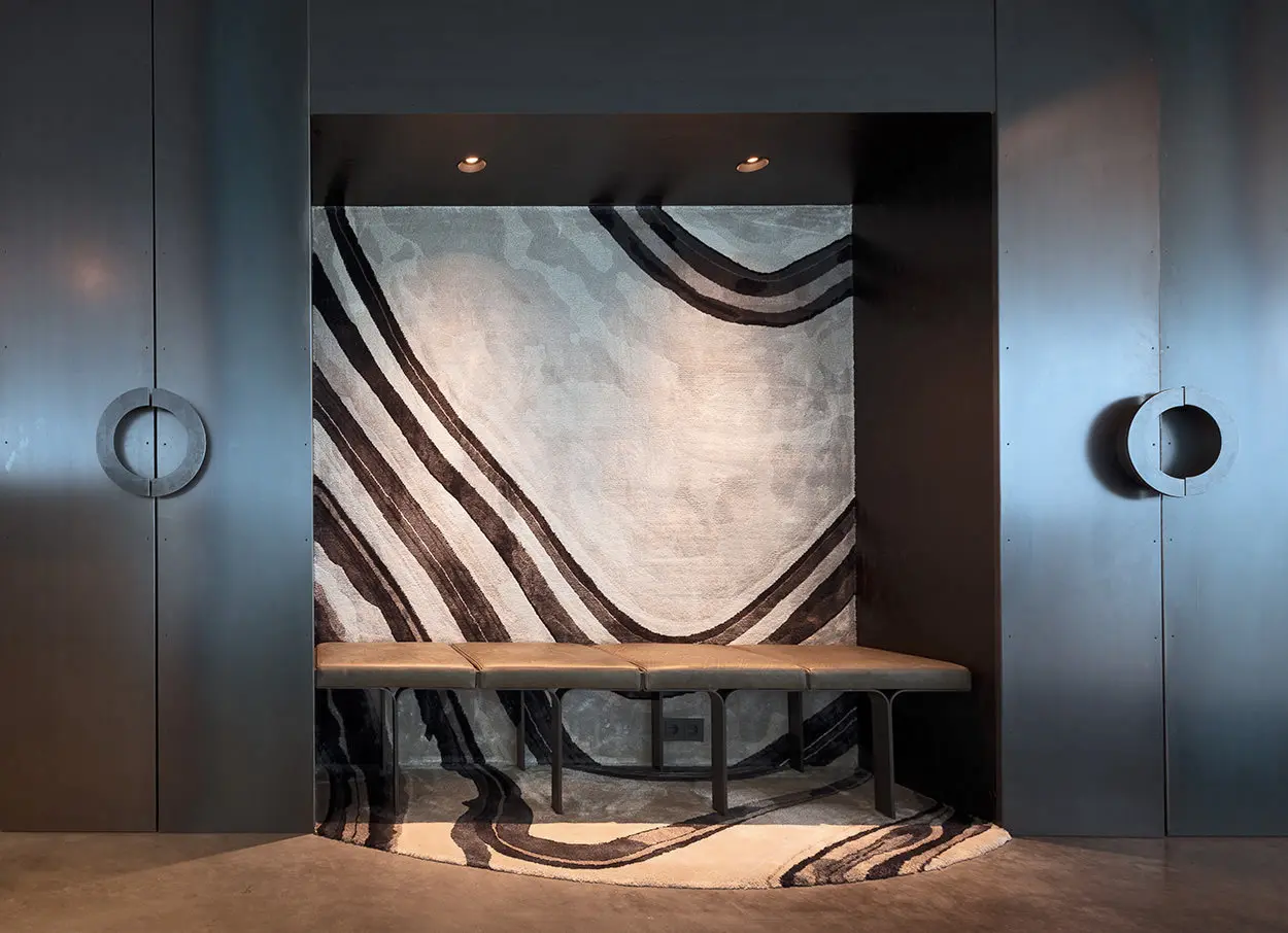 Frankly Amsterdam - Project Move Slow  | A'dam Toren with Move Slow by Tank Amsterdam