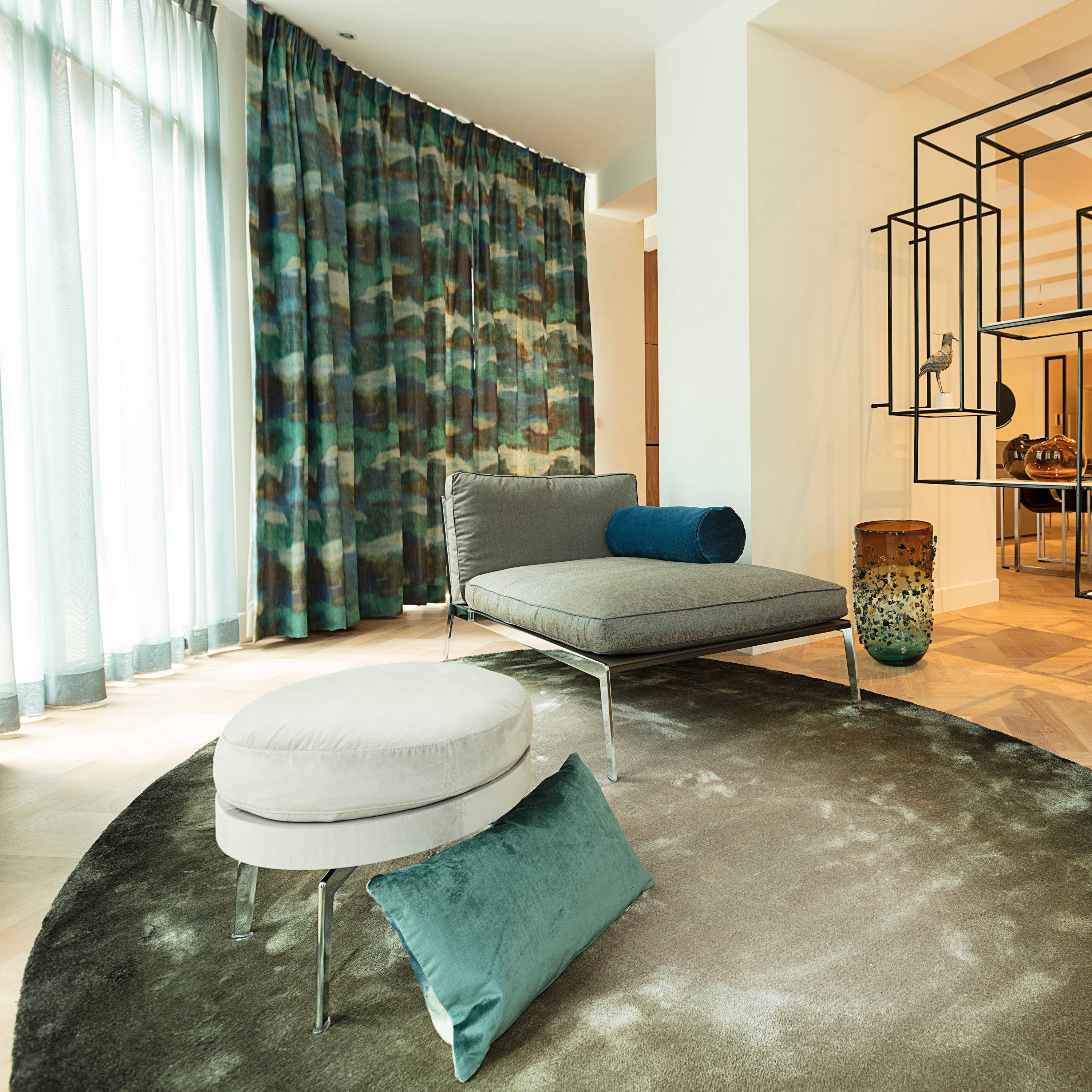 Mostrar el producto Project Move Slow | Van Eeghenstraat with Move Slow by DMD Amsterdam del fabricante Frankly Amsterdam