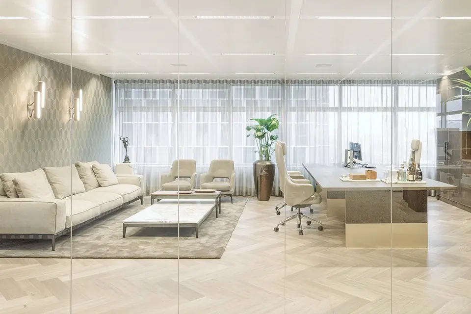 Frankly Amsterdam - Project Super Moon | Board Room with Move Slow by Two O Five