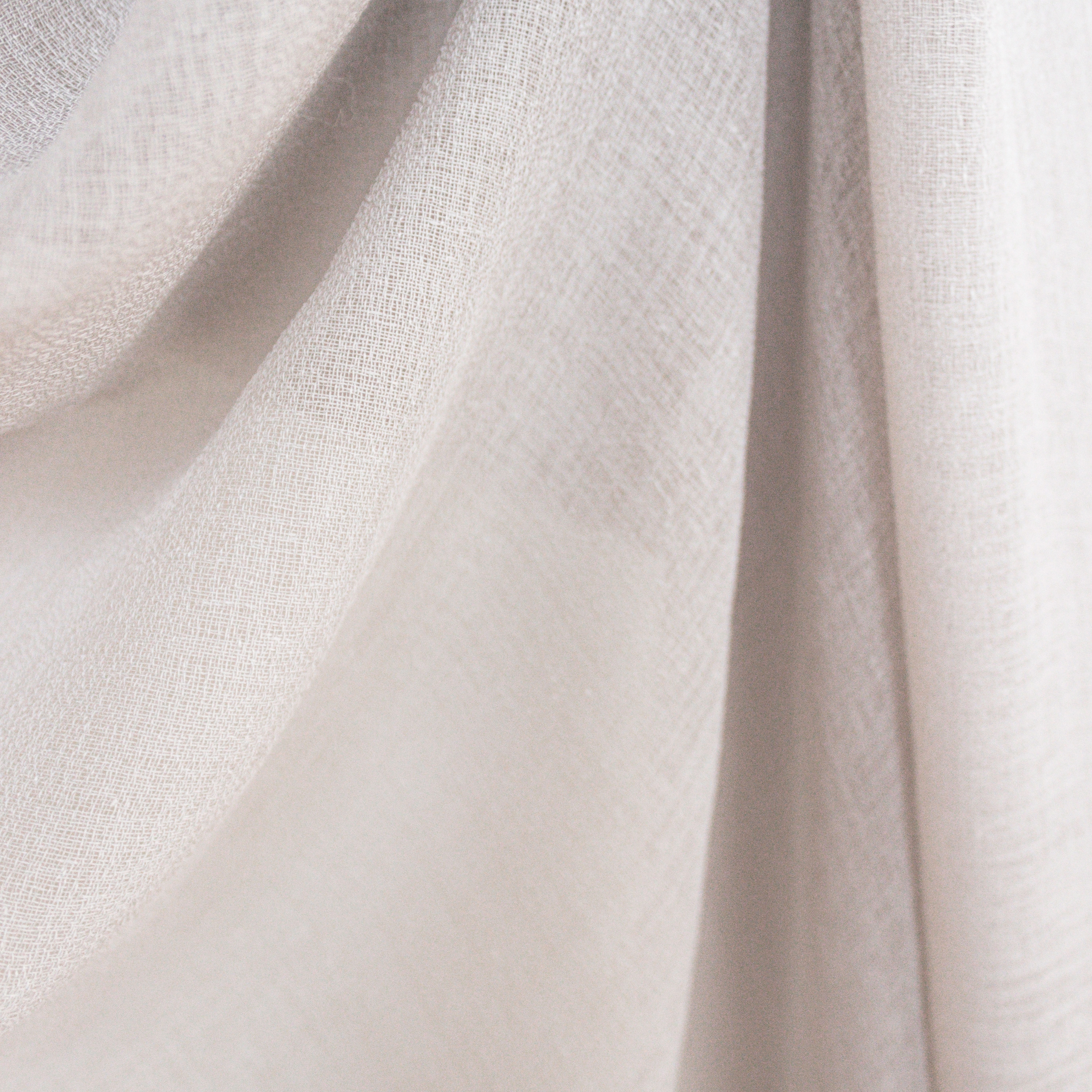 Mostra il prodotto Gentle Breeze Curtain del produttore Frankly Amsterdam