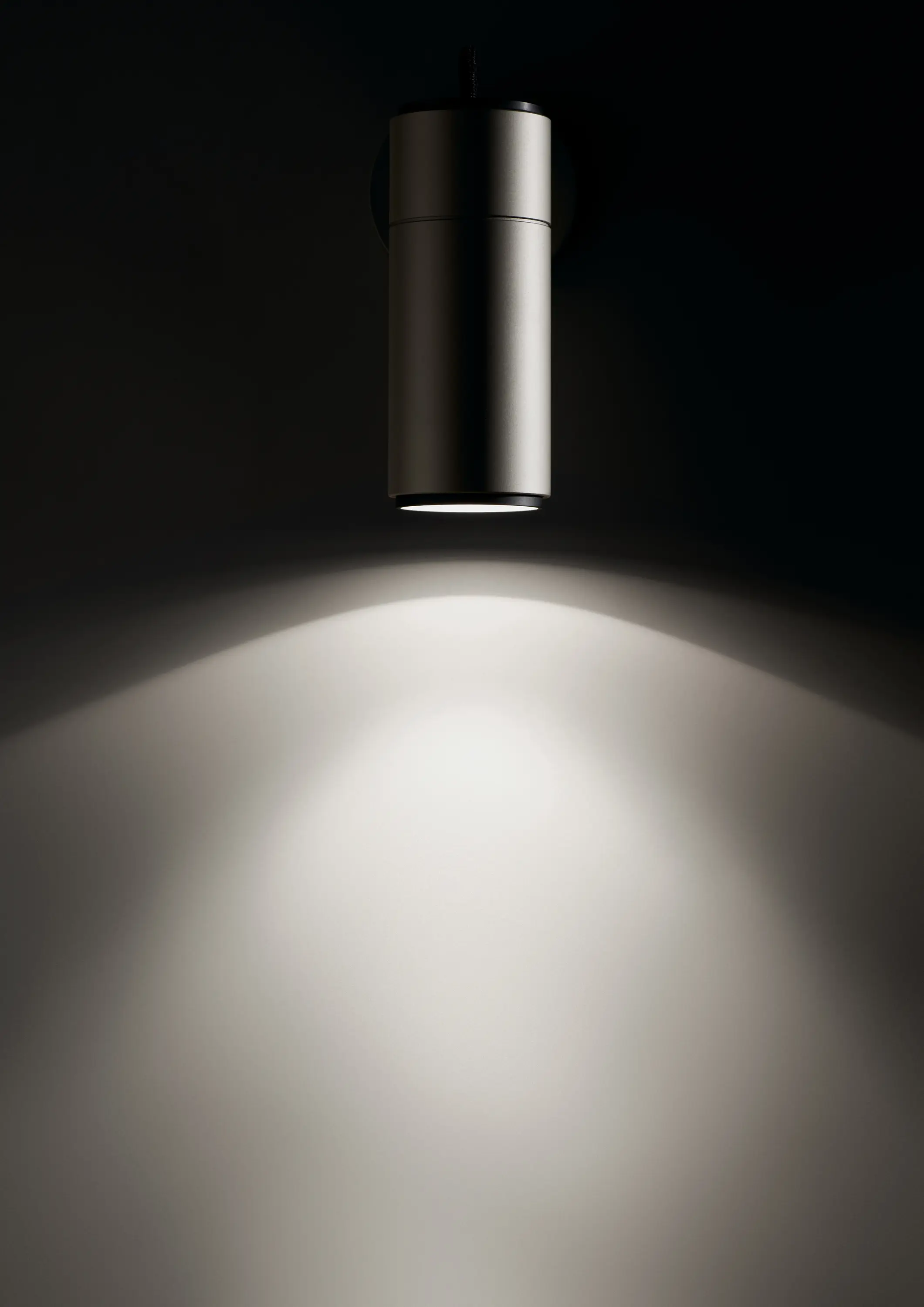 Insolit - Focus Line Wall