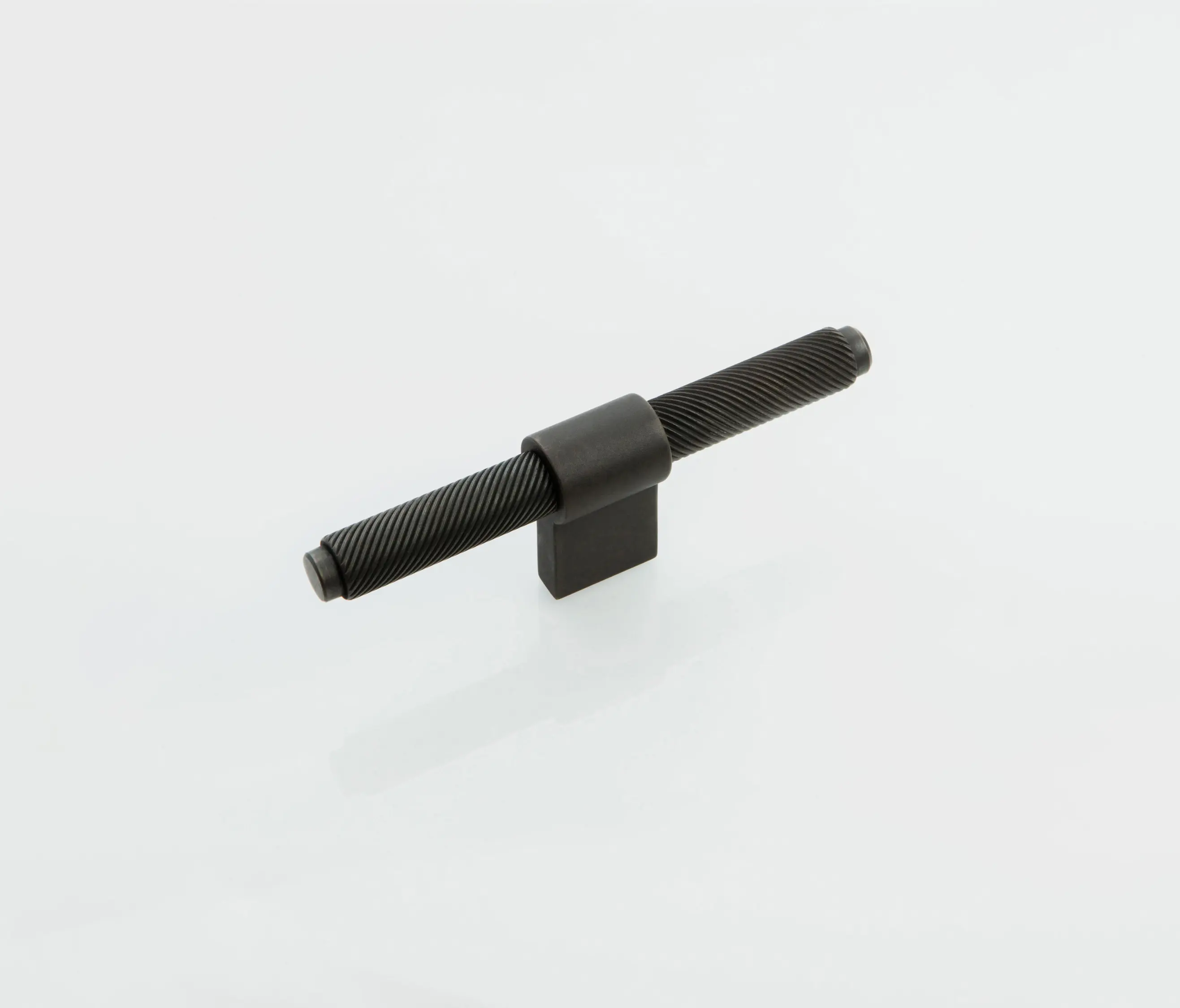 Craftvoll - Möbelgriff WCM1 | Das T Messing dark