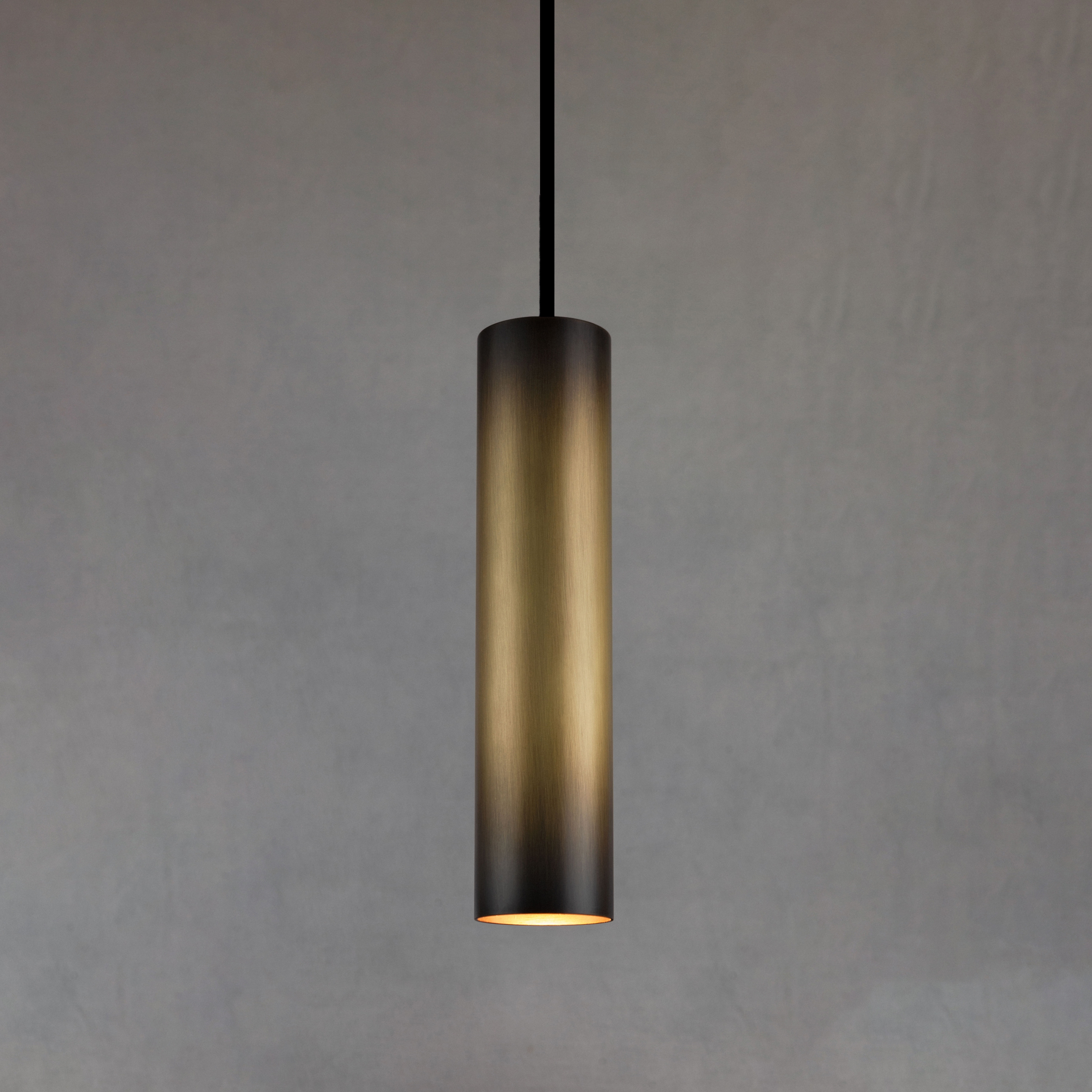 Vertoon produk Pendant light WCM8 | The Pendulum Brass bronzed van vervaardiger Craftvoll