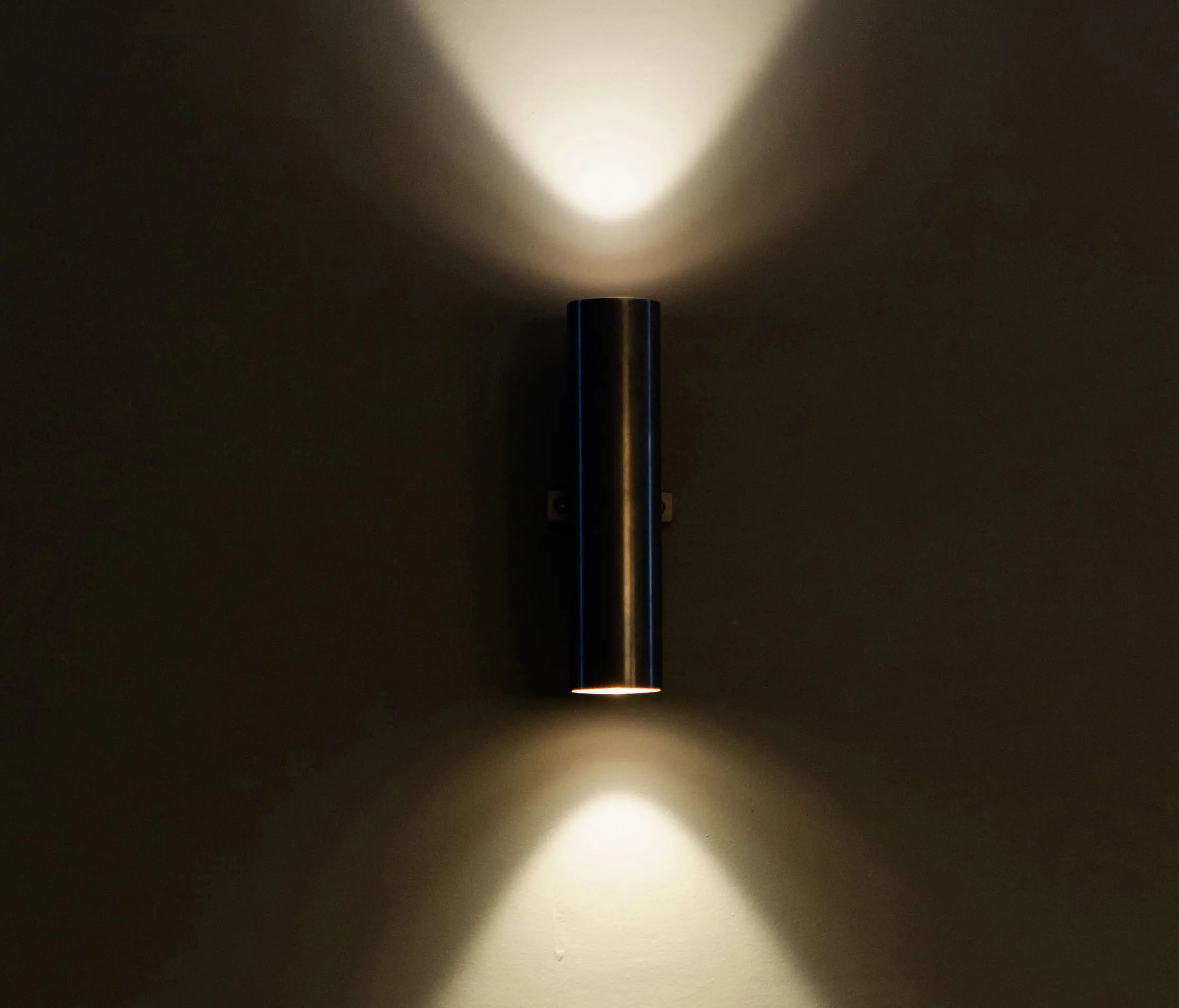 Craftvoll - Wall Light WCM11 | The Up + Down