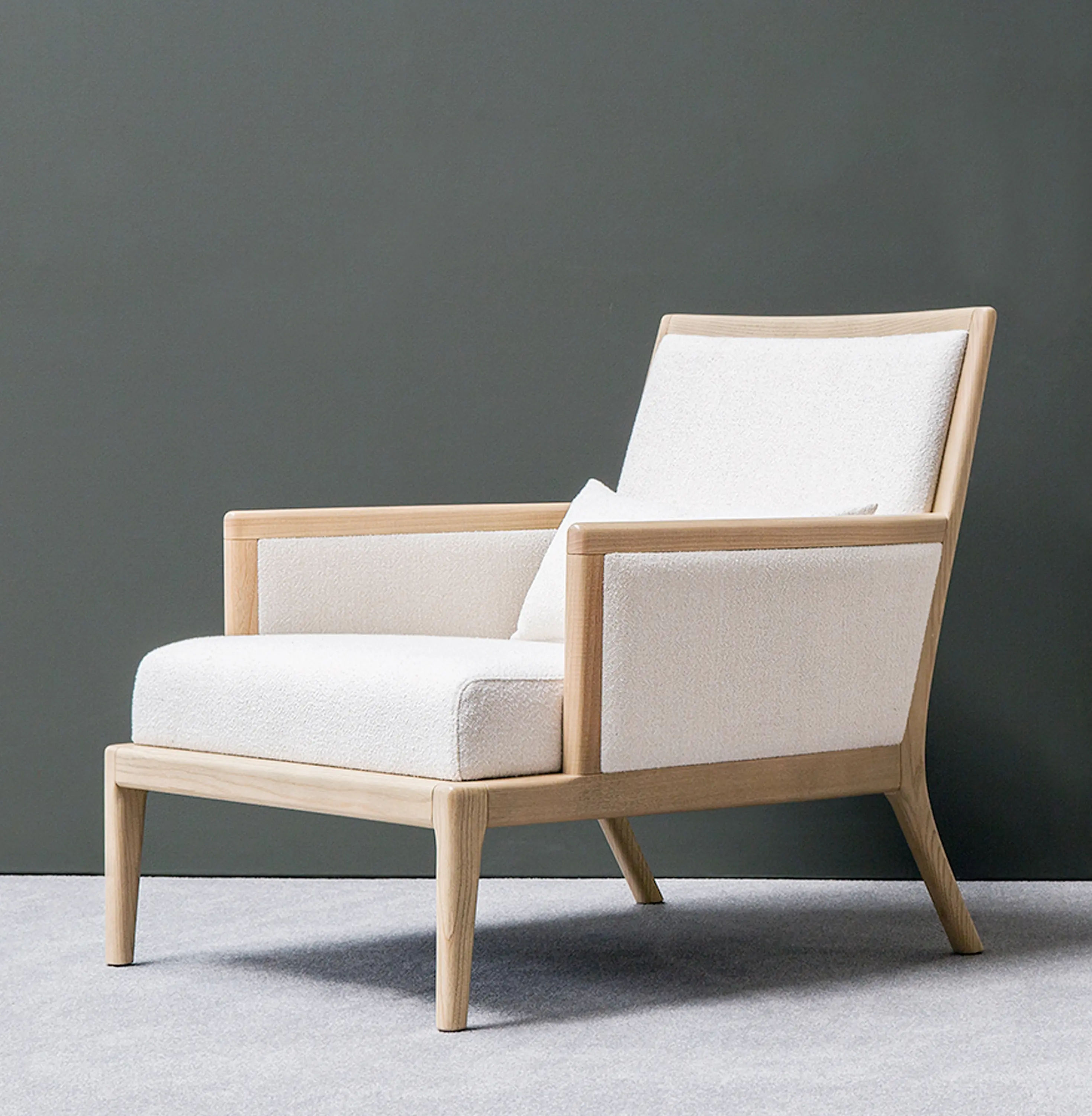 Hamilton Conte - Arture | Amrchair