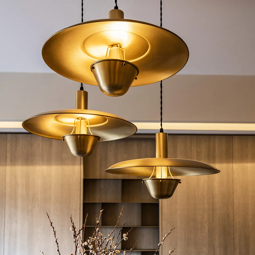 Hamilton Conte - Ucles | Table Lamp