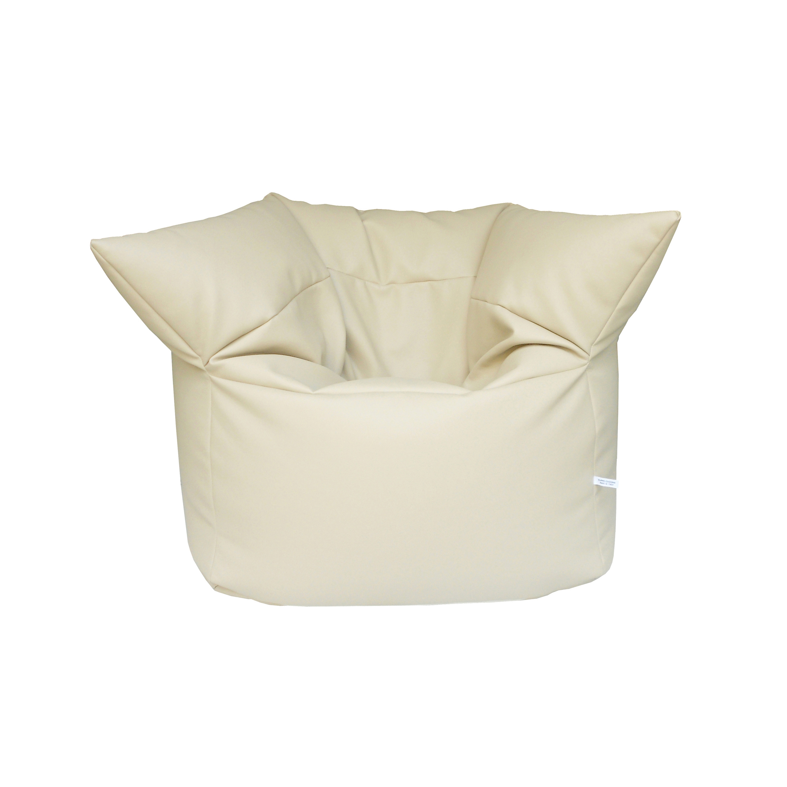 Poltrona formosa crema
