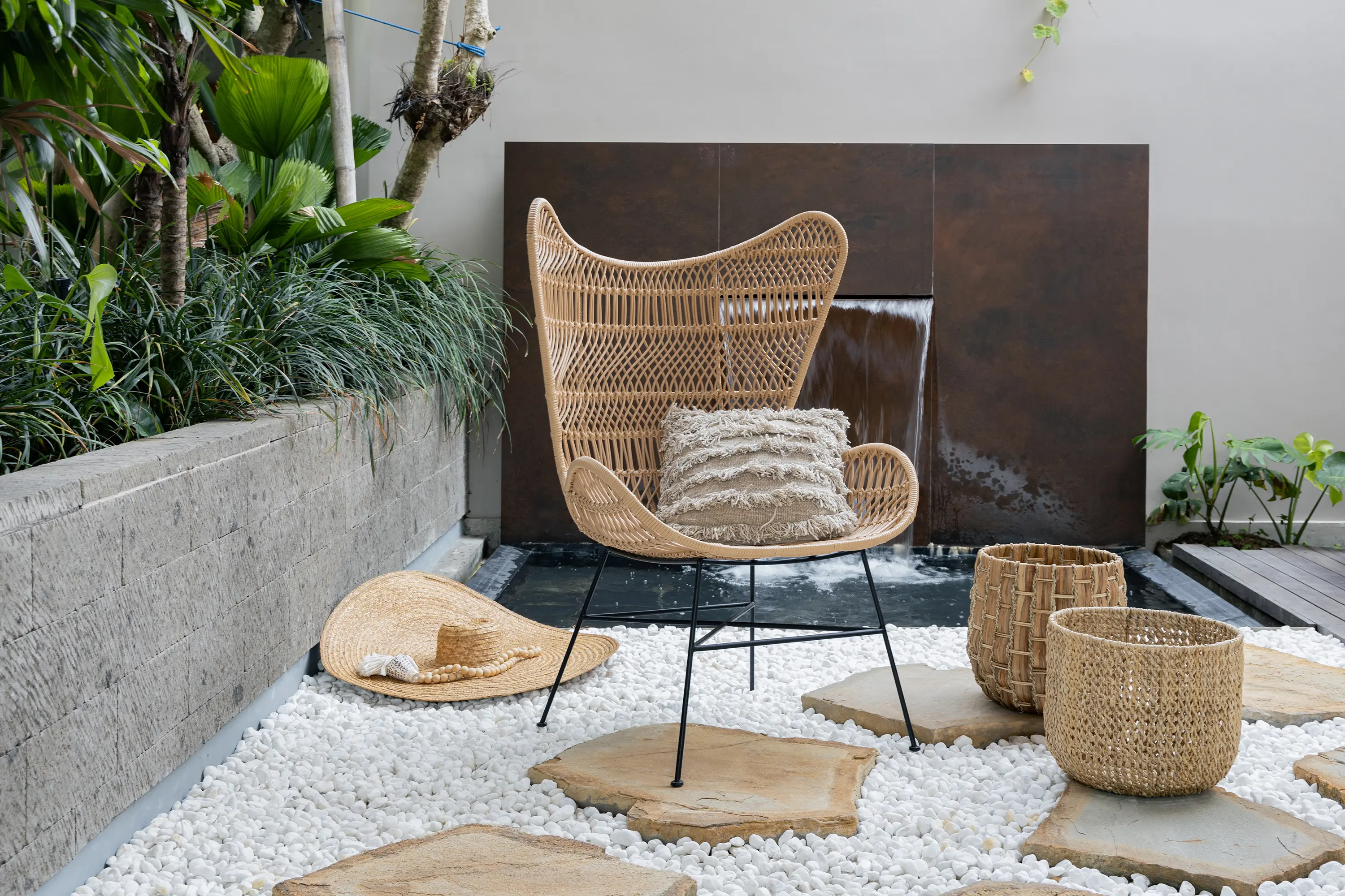 cbdesign - Elga Lounge Chair