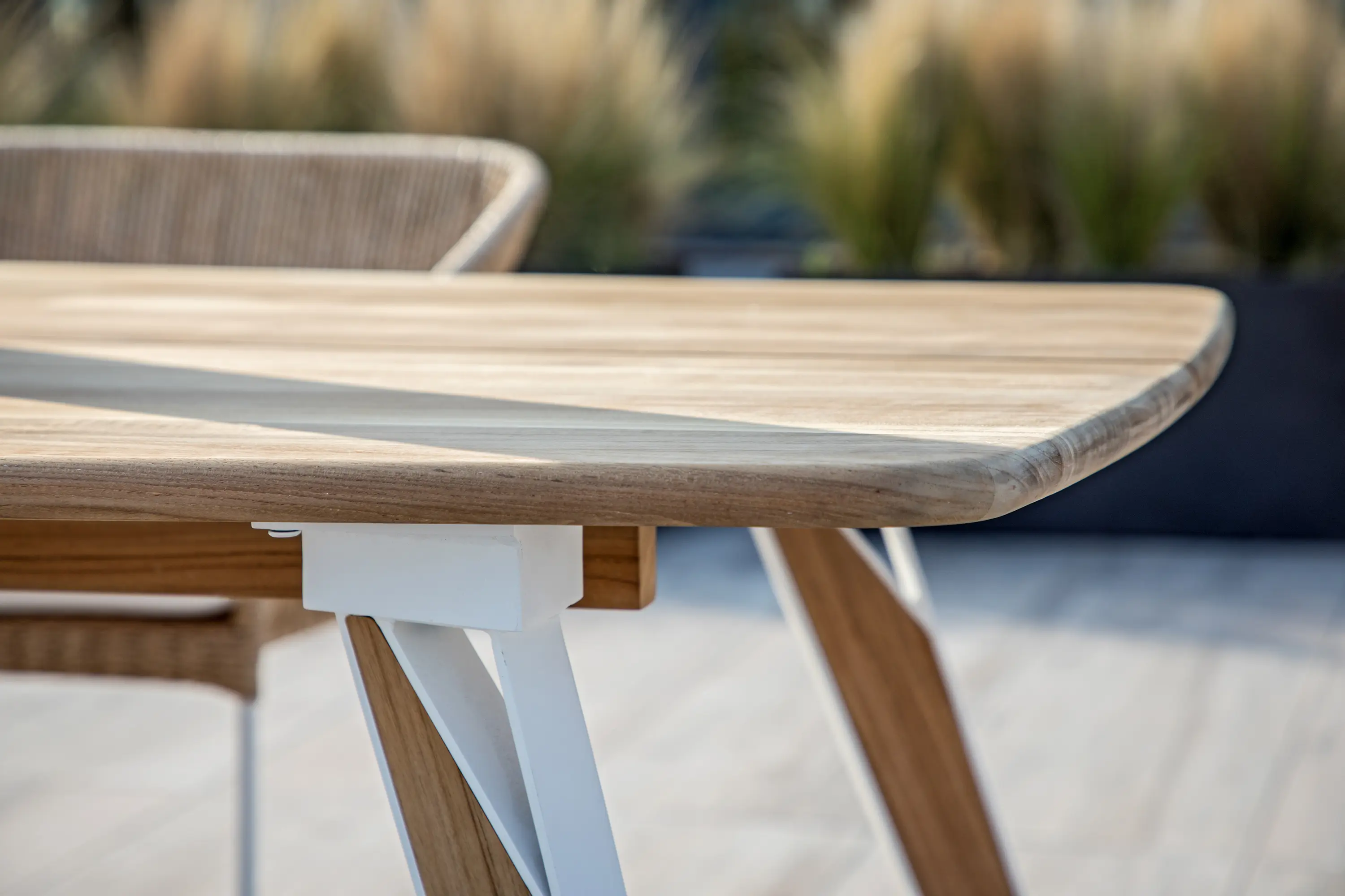 cbdesign - Palinuro Table