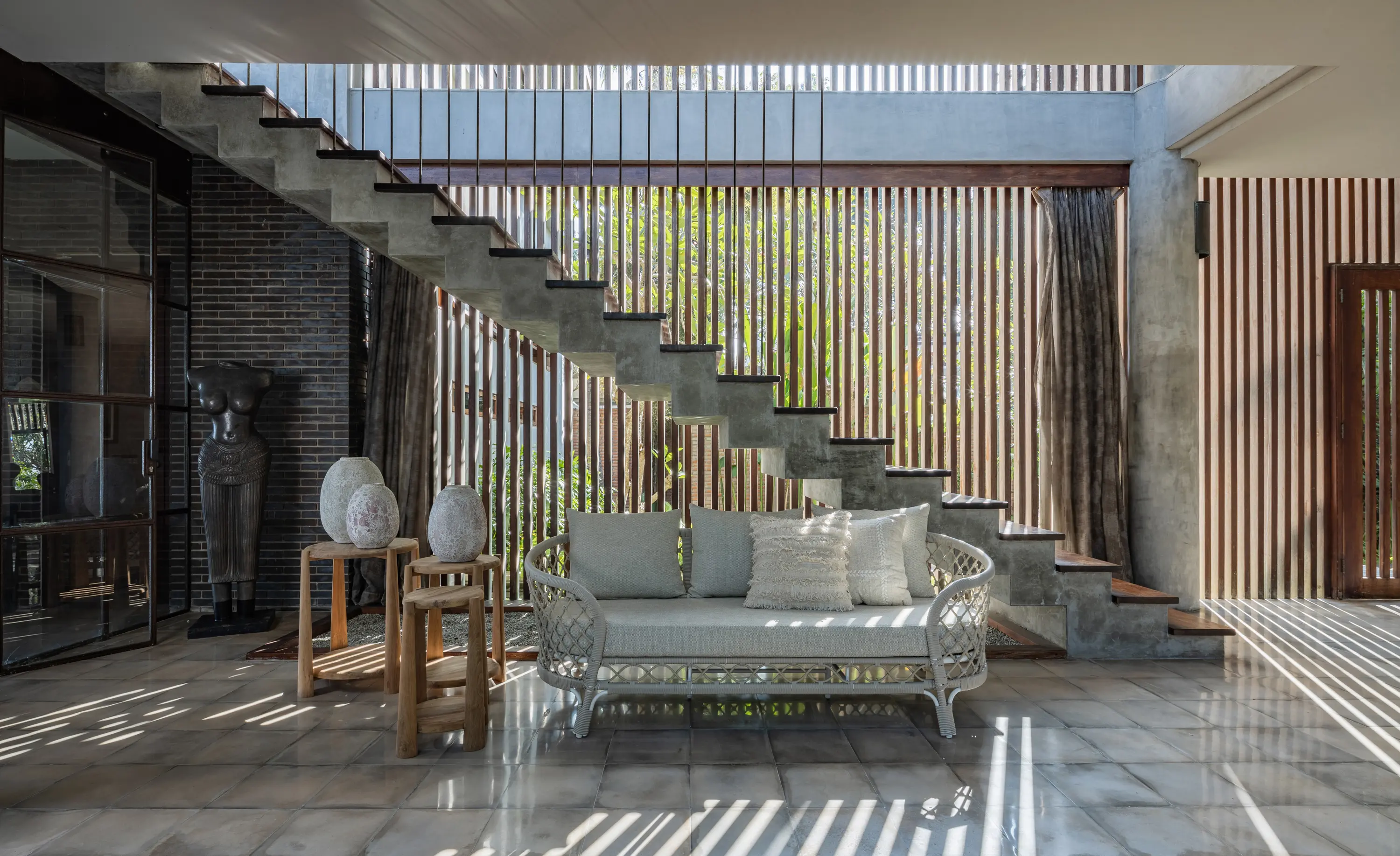 cbdesign - Brooklyn Round Sofa