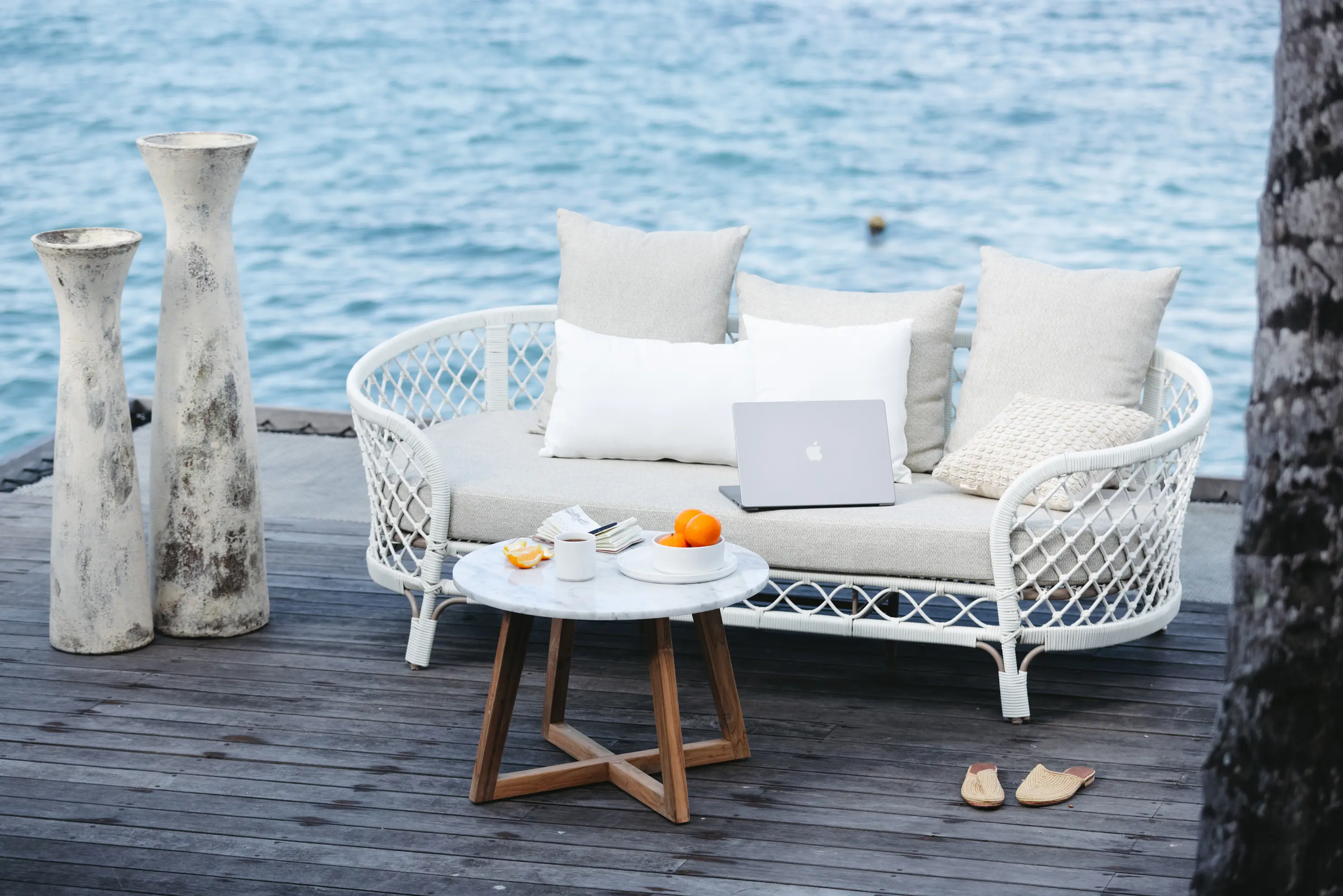 cbdesign - Brooklyn Round Sofa