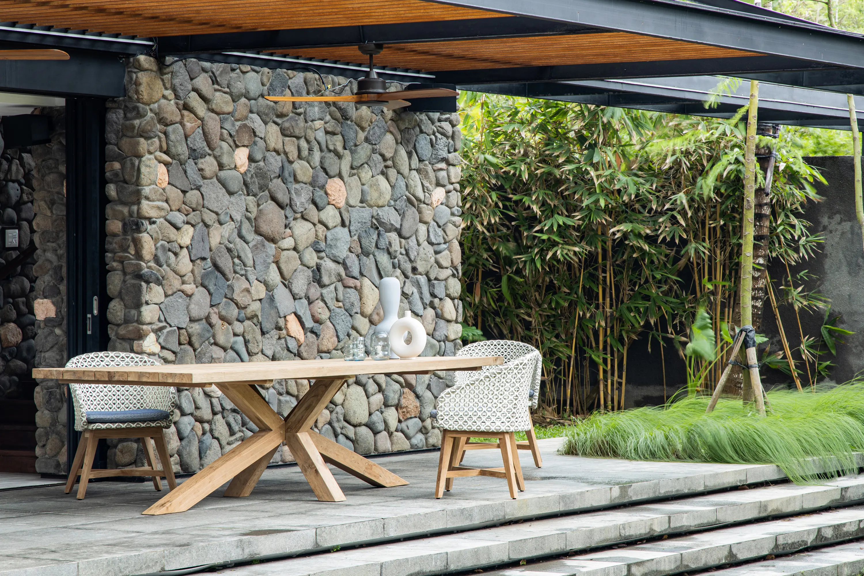 cbdesign - Emely Rectangular Table