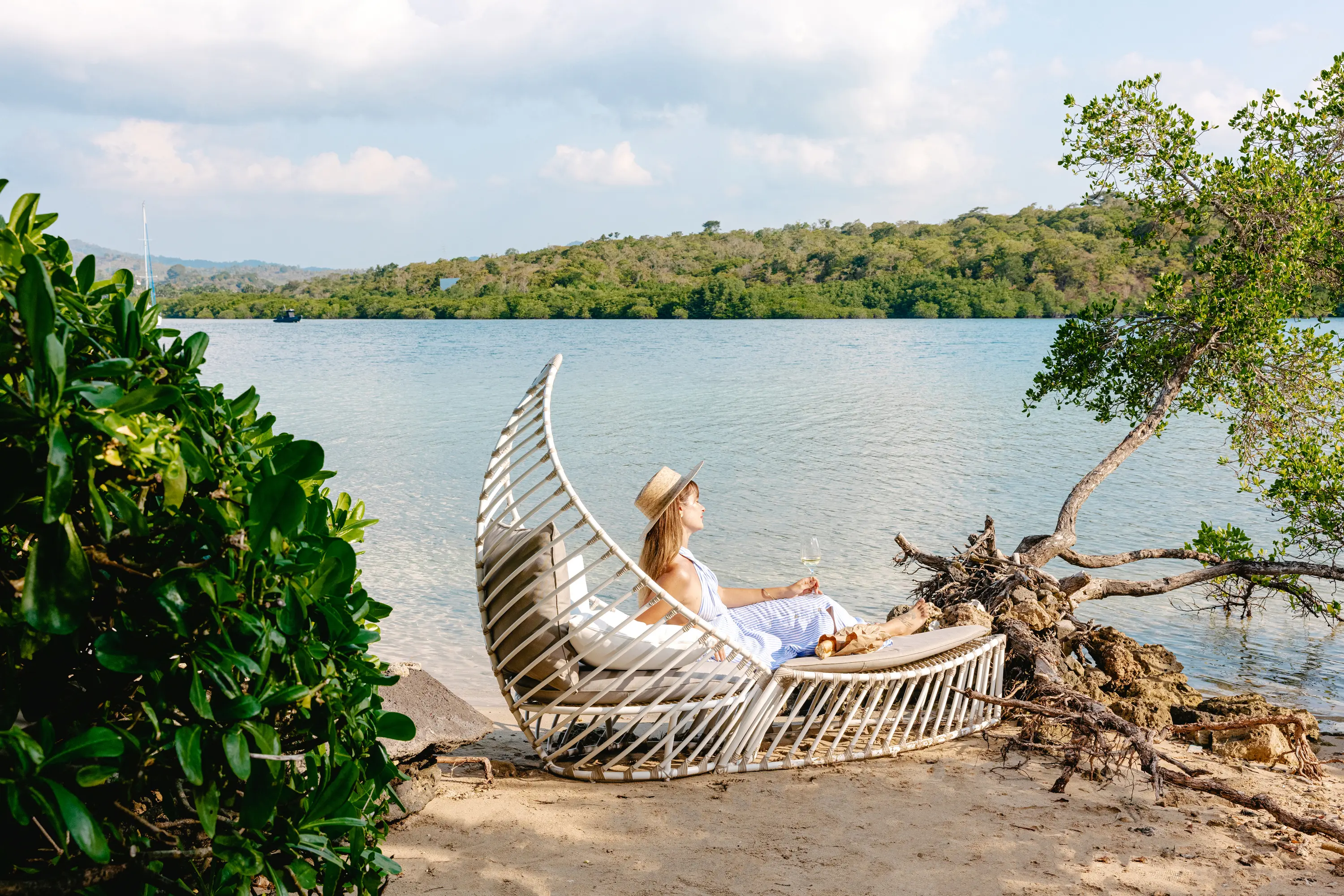 cbdesign - Foglia Lounge Chair