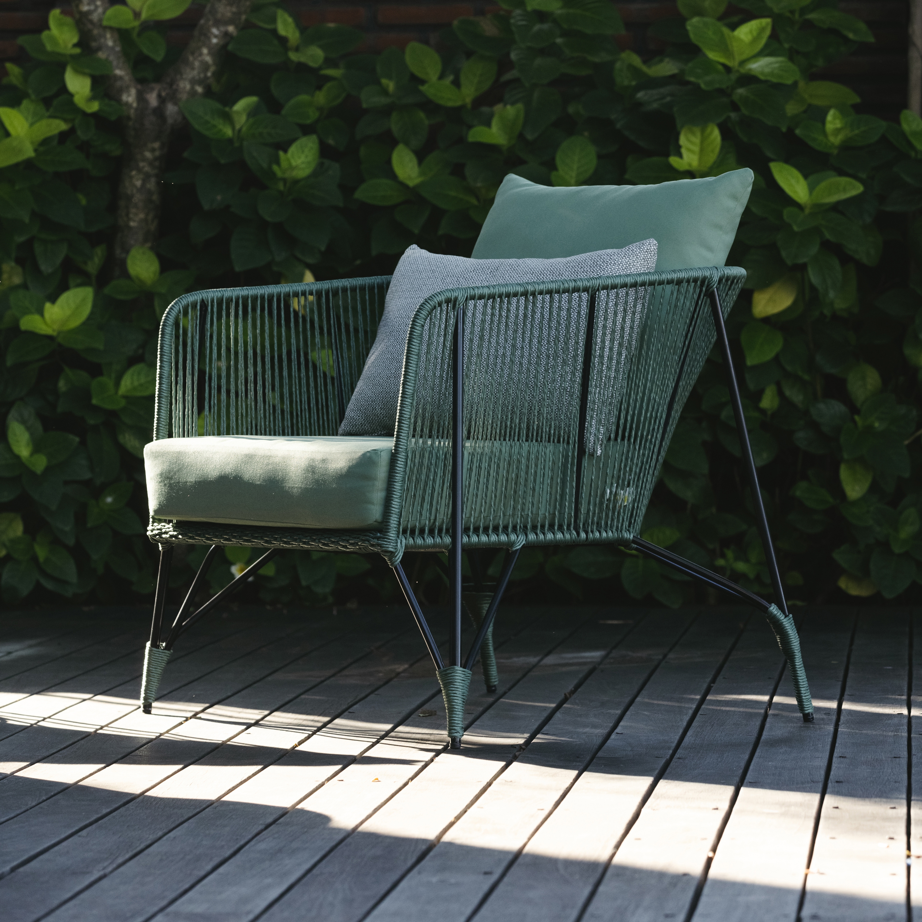 Display product Lodz Lounge Chair from manufacturer cbdesign