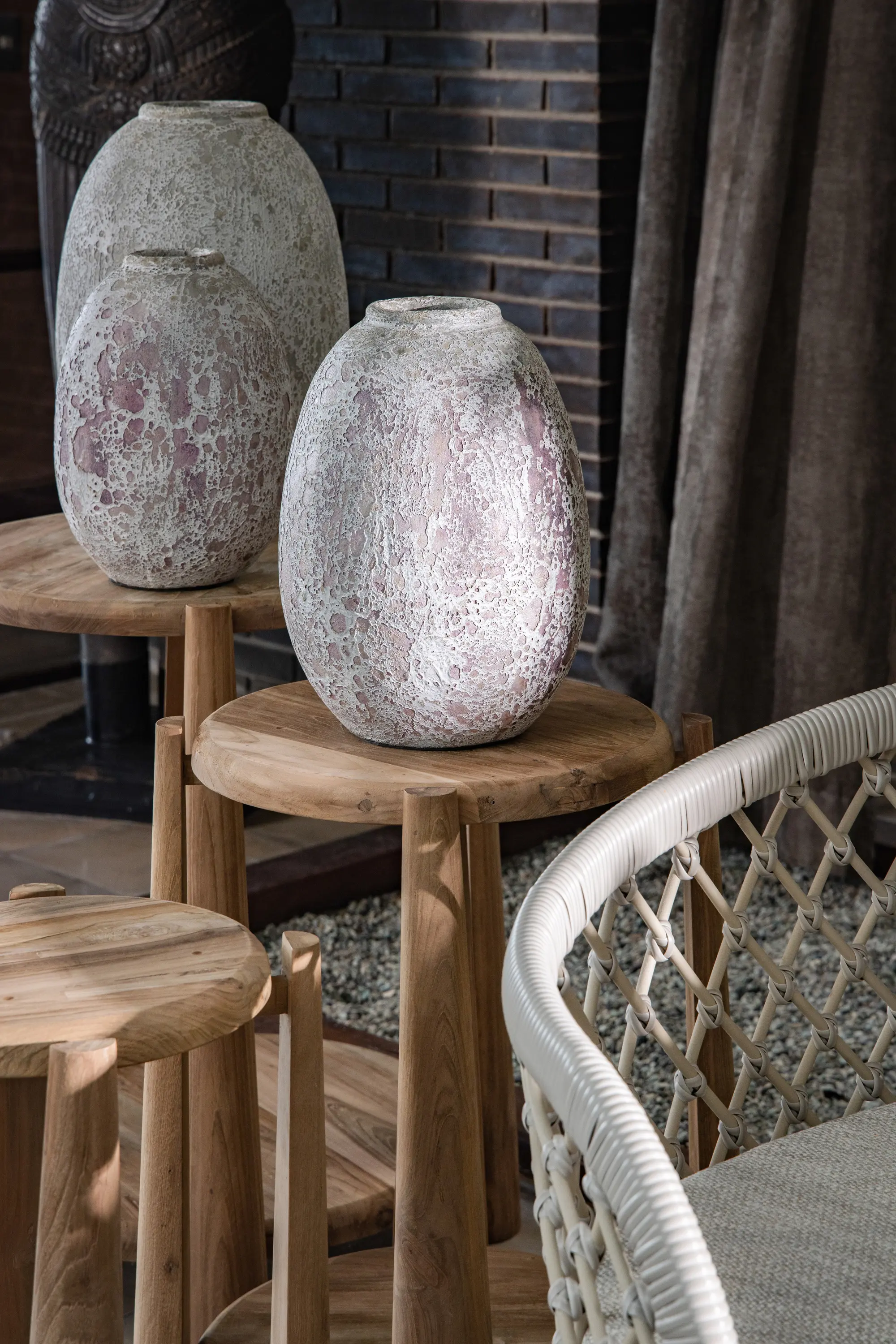 cbdesign - Moires Side Table D35