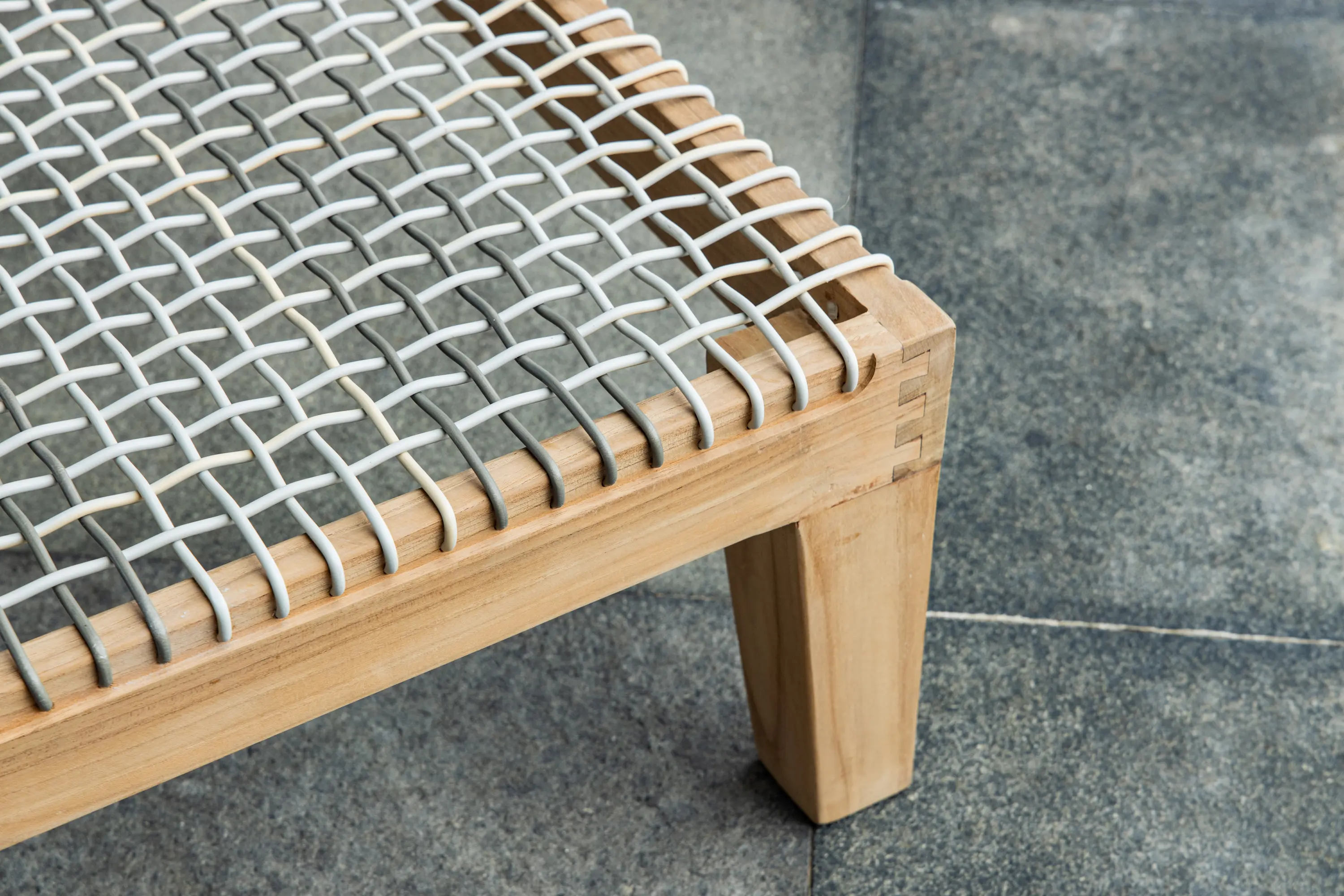 cbdesign - Orizont Sunbed Barcode Weaving