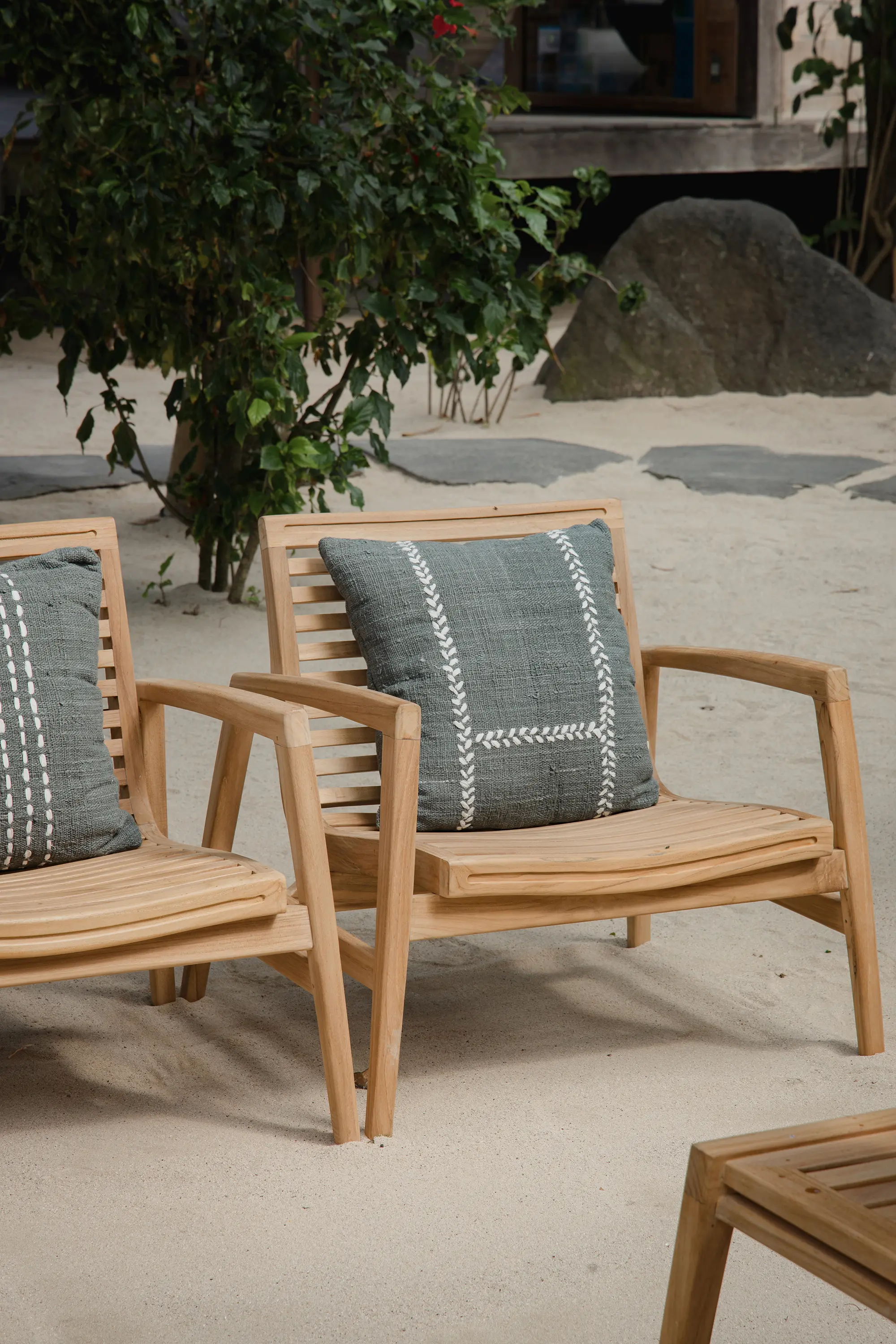 cbdesign - Rally Lounge Chair