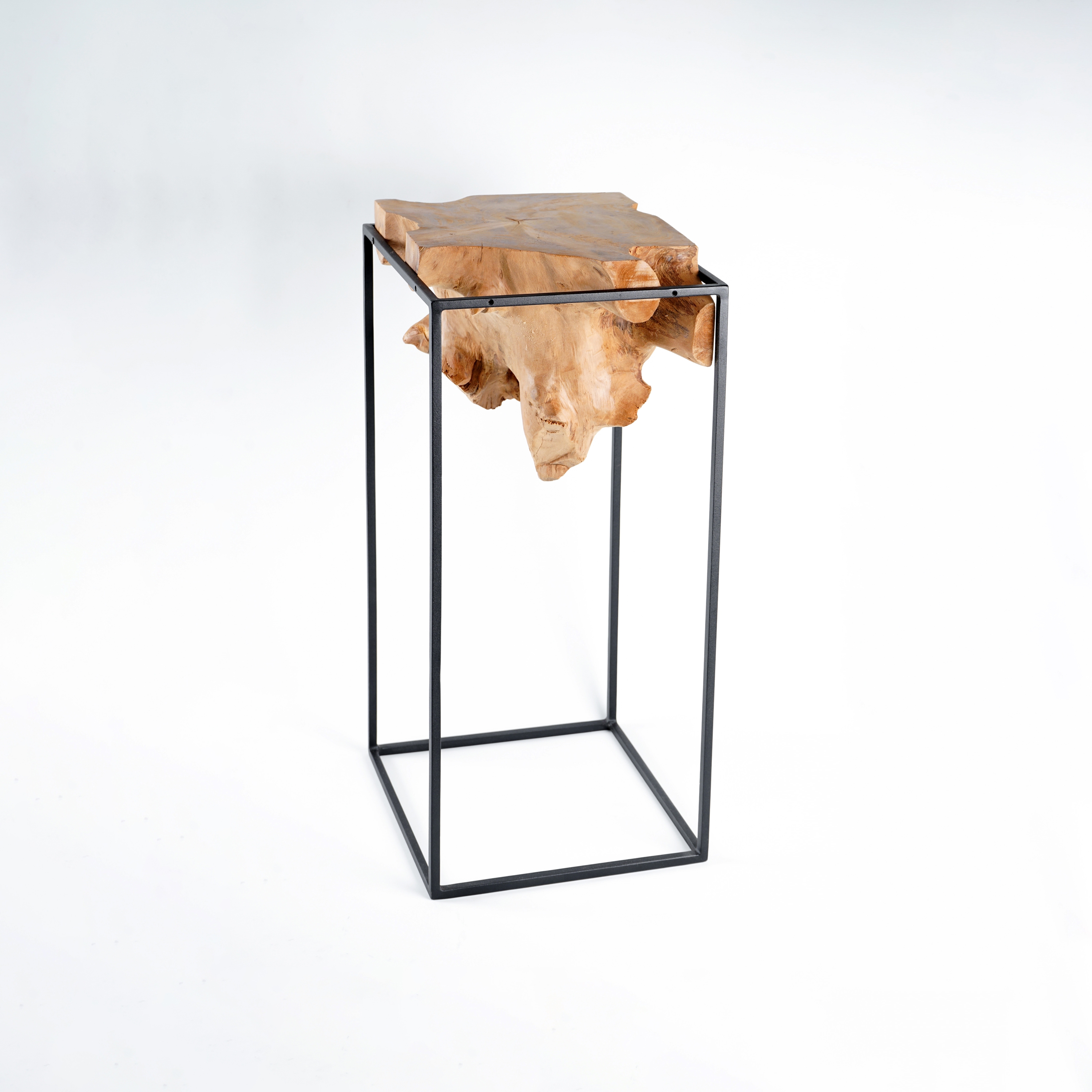 Mostra il prodotto Tavolino Rustic m del produttore cbdesign